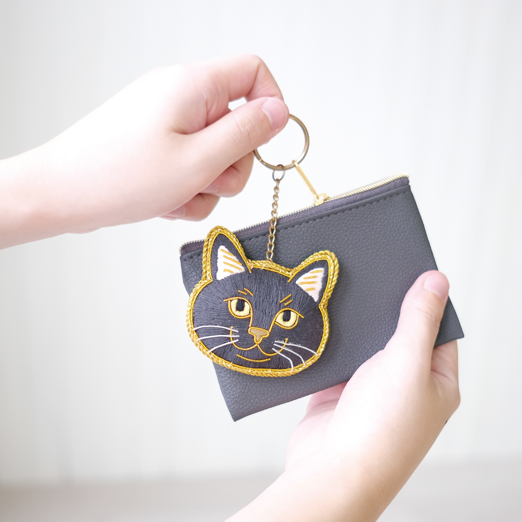 ニャトリエ 刺繍キーホルダー