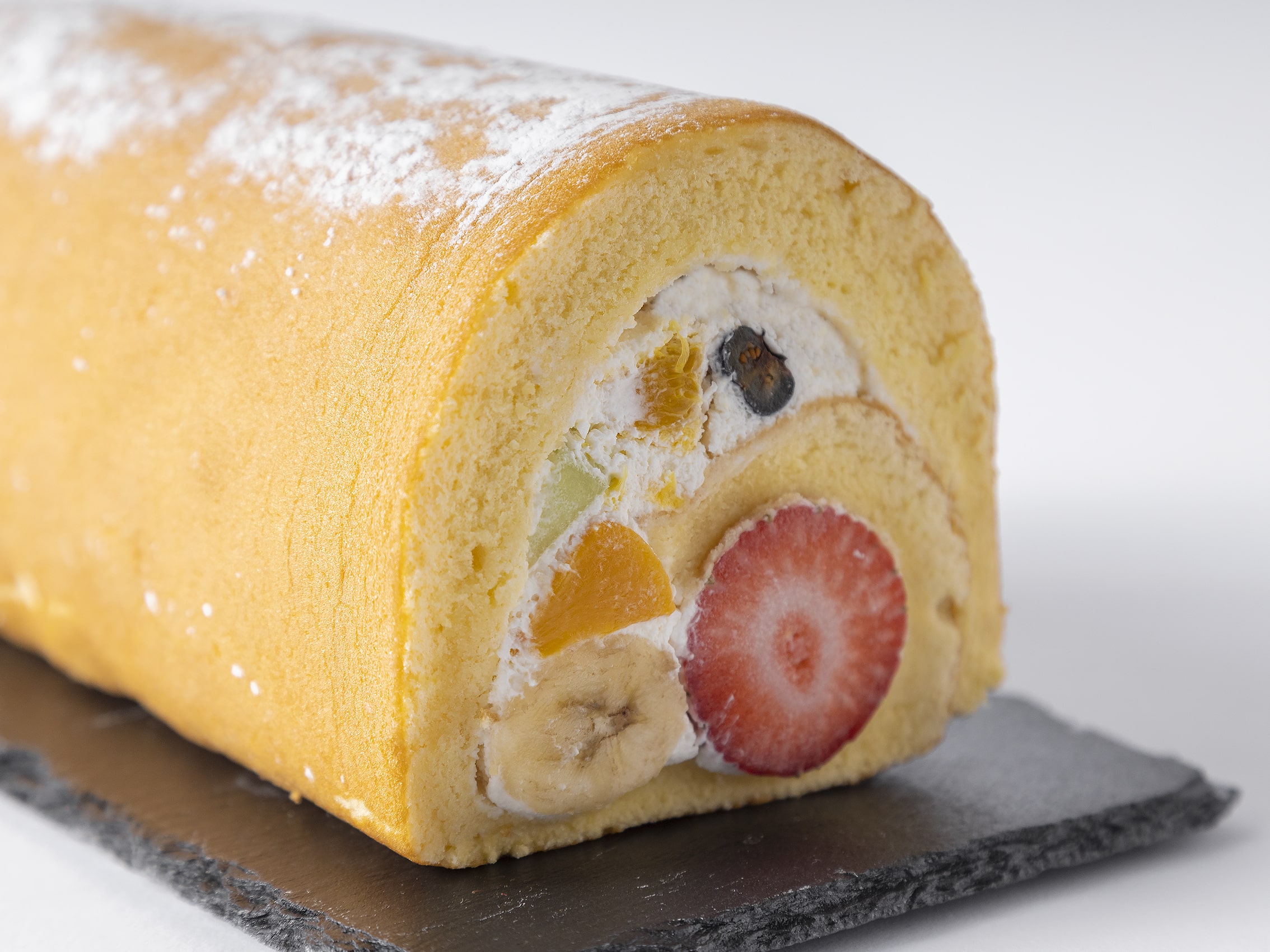 フルーツロールケーキ（2本入）