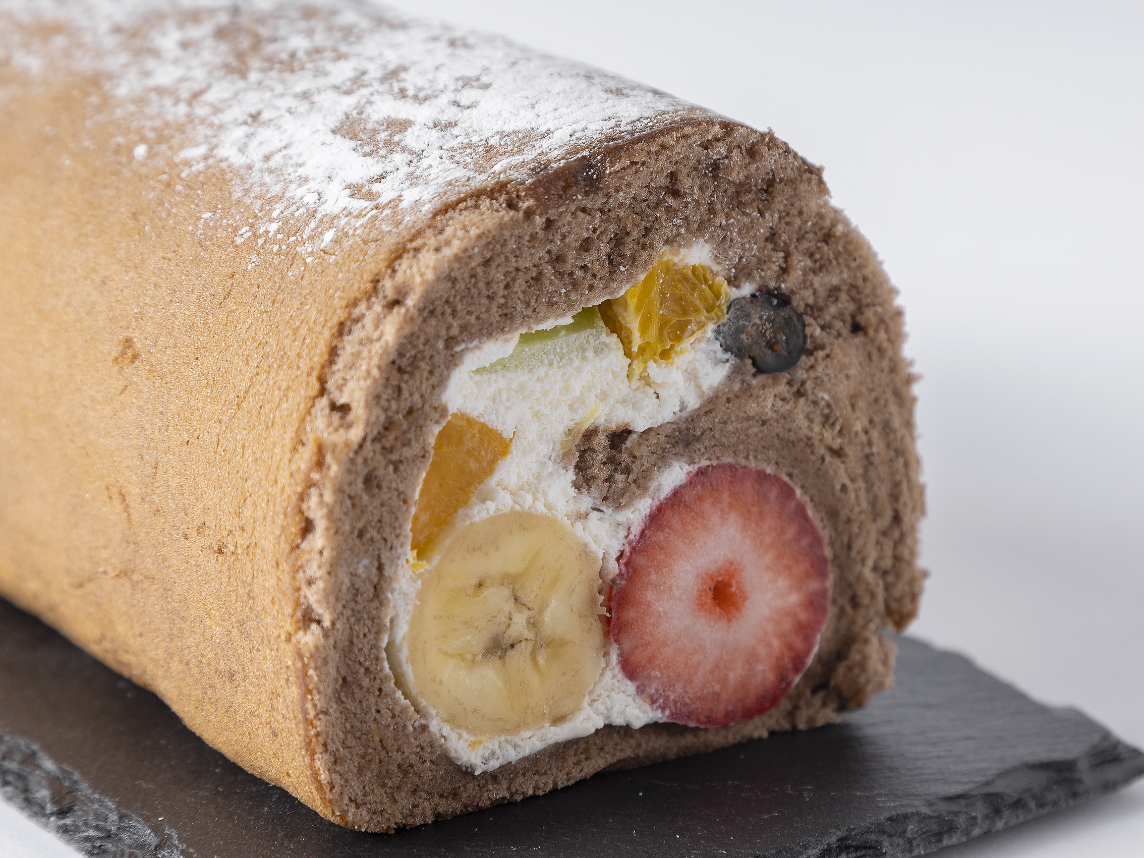 フルーツロールケーキ（2本入）