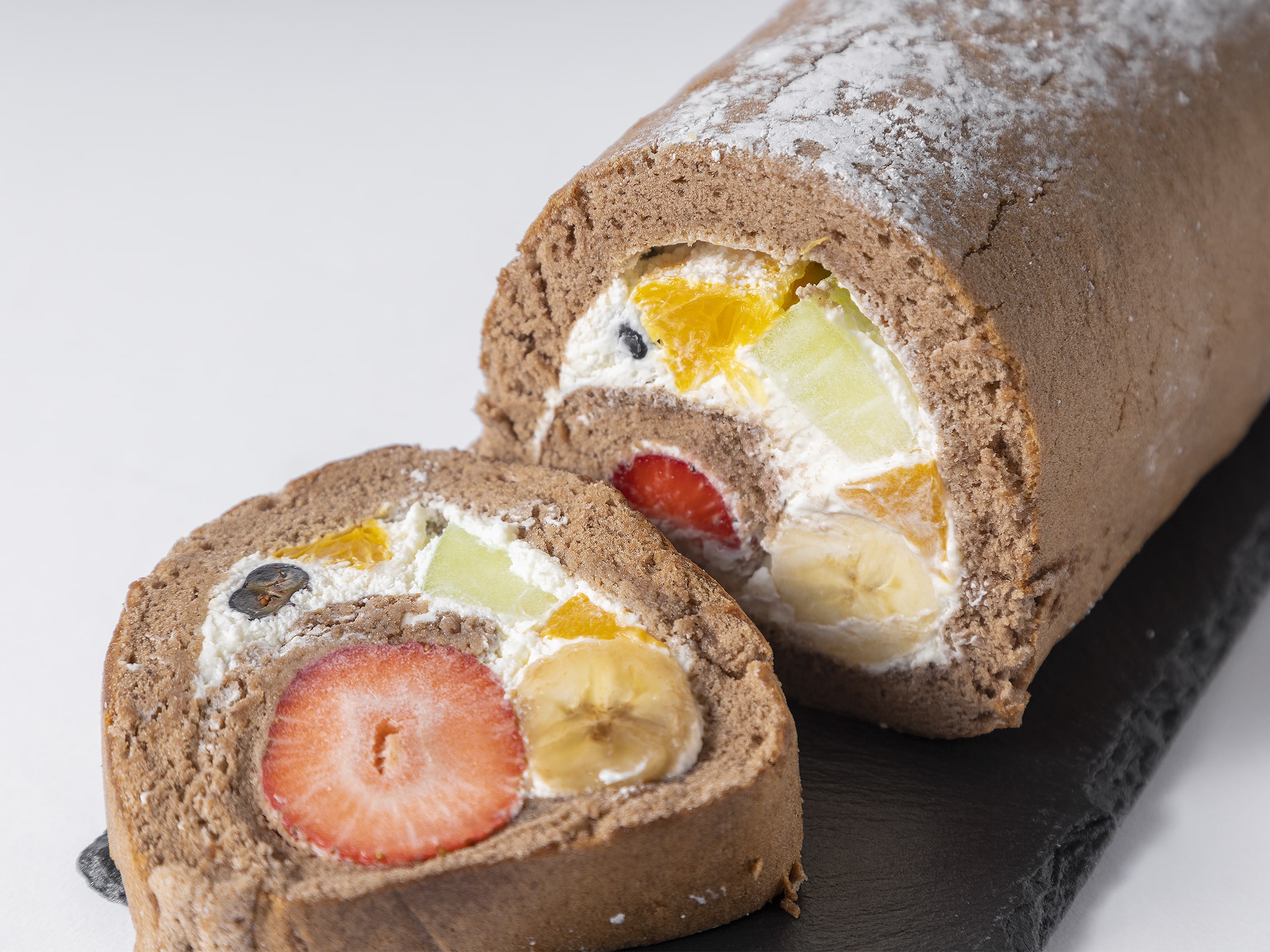 フルーツロールケーキ（2本入）