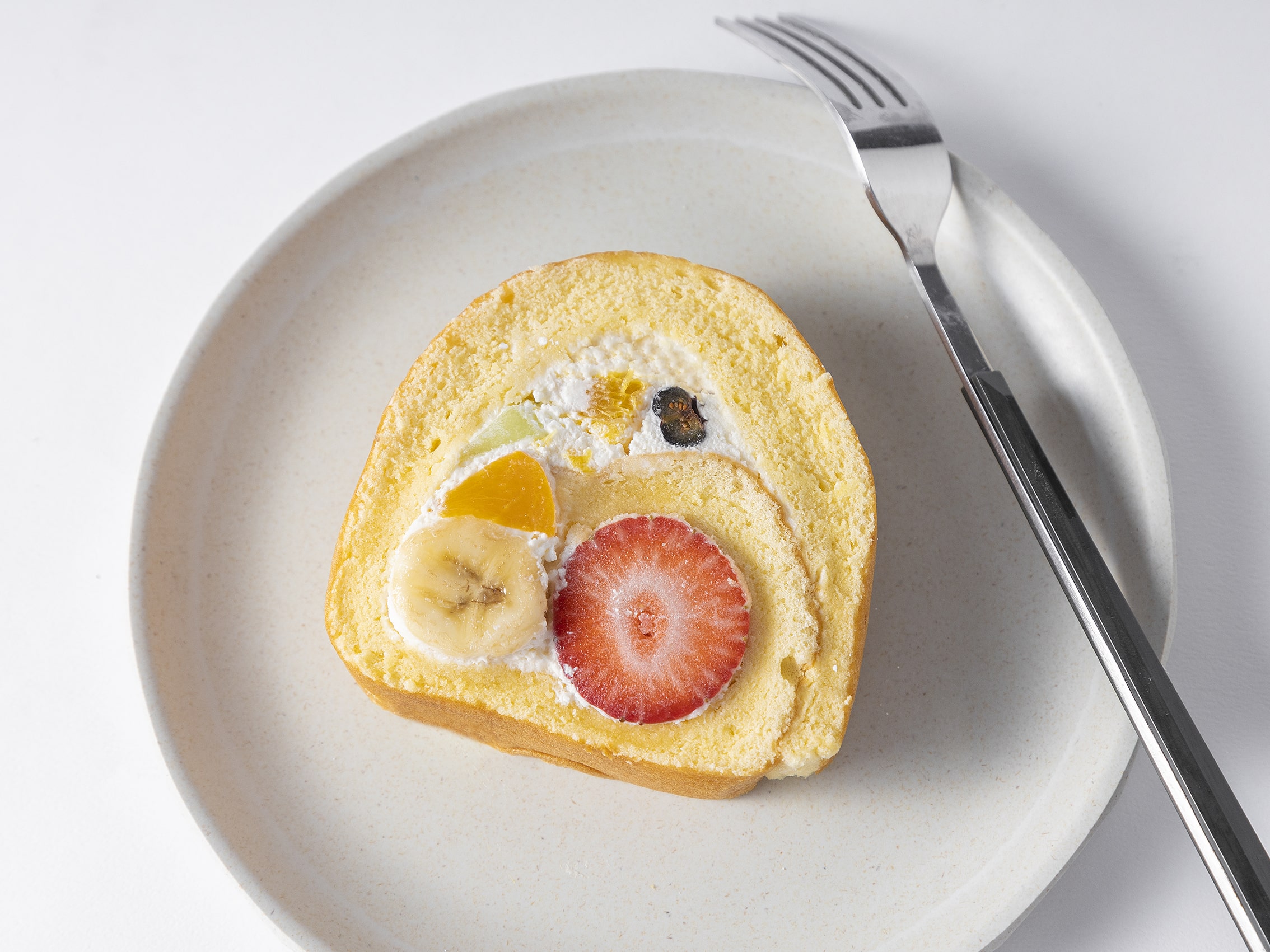 フルーツロールケーキ（2本入）