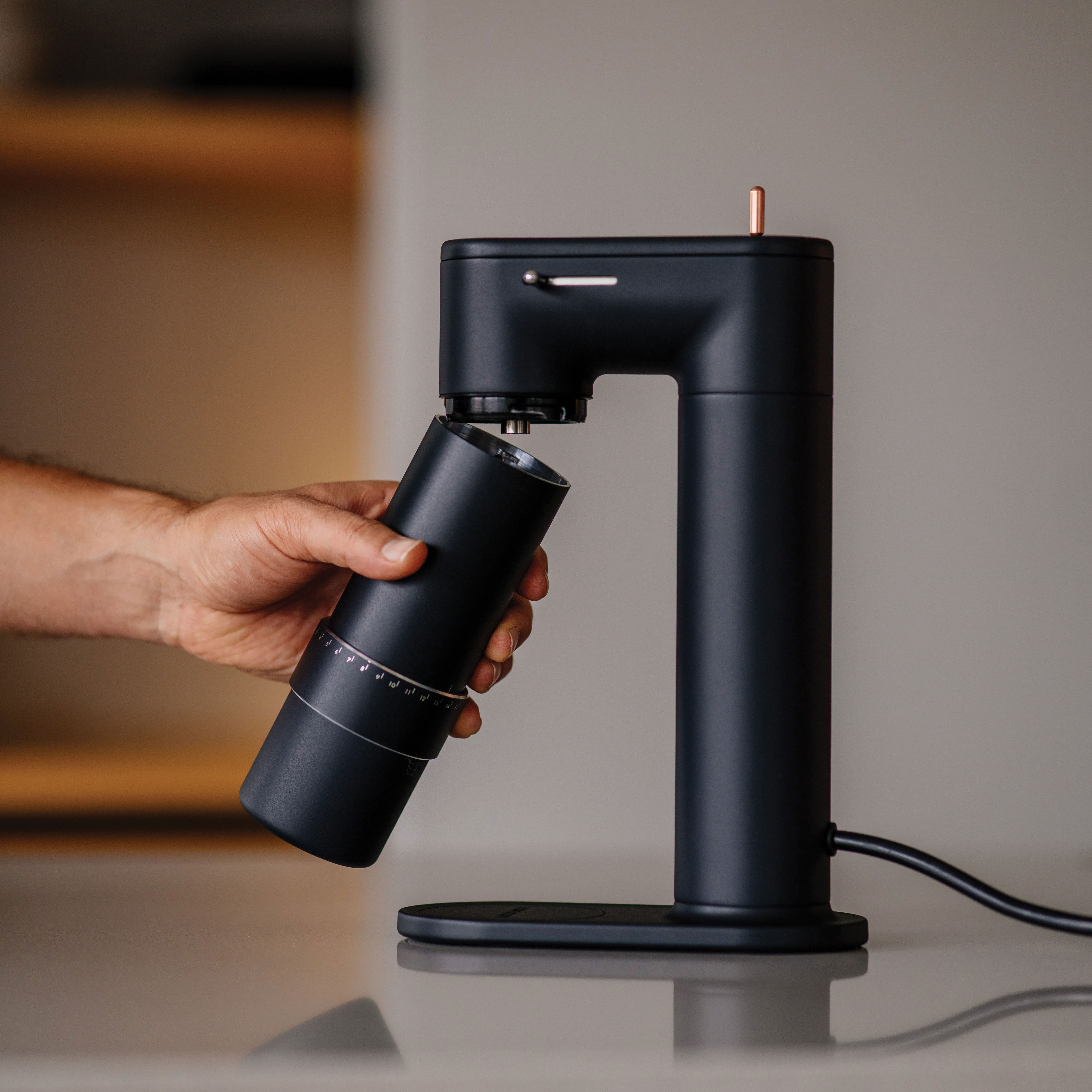  2 in 1 電動コーヒーグラインダー ARCO