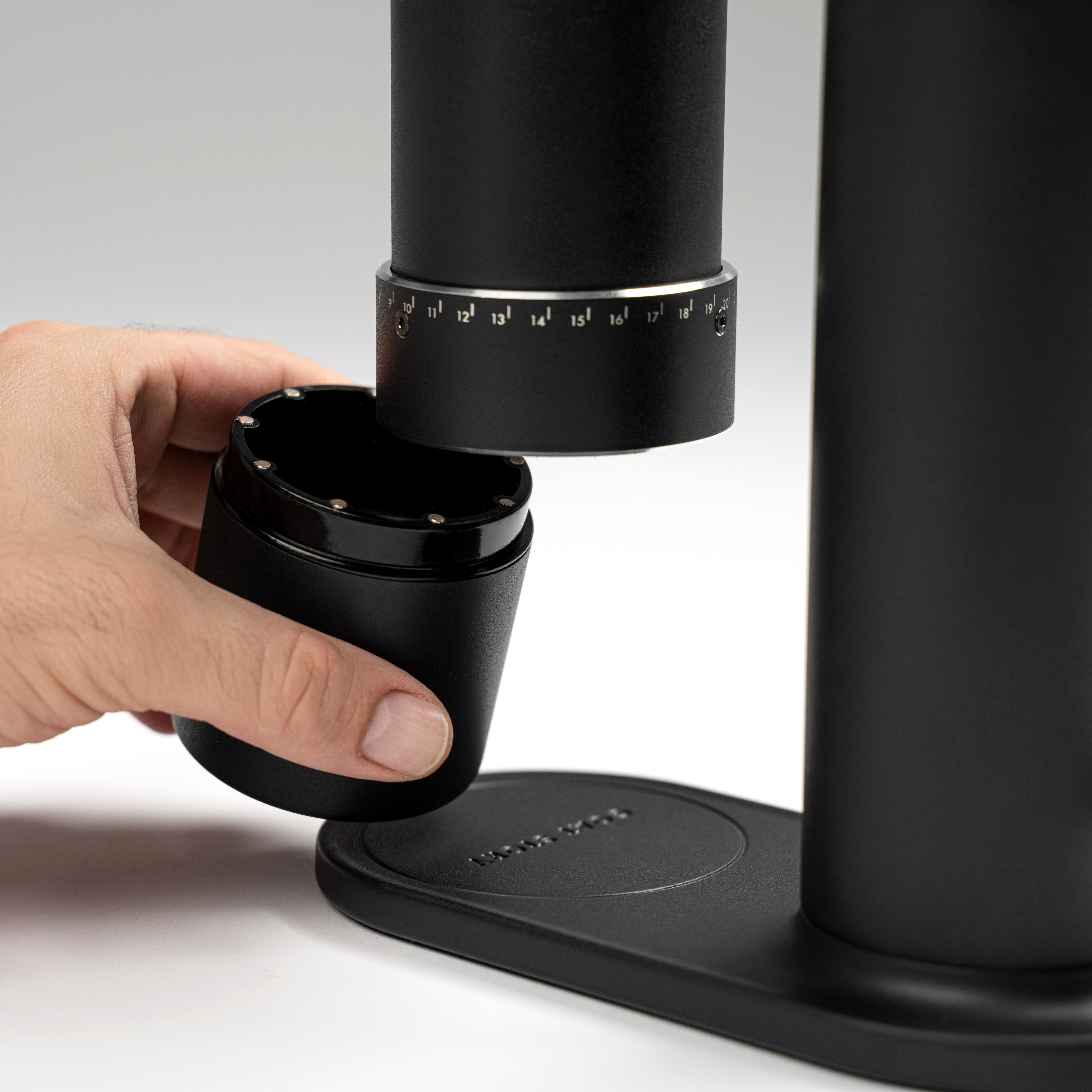  2 in 1 電動コーヒーグラインダー ARCO