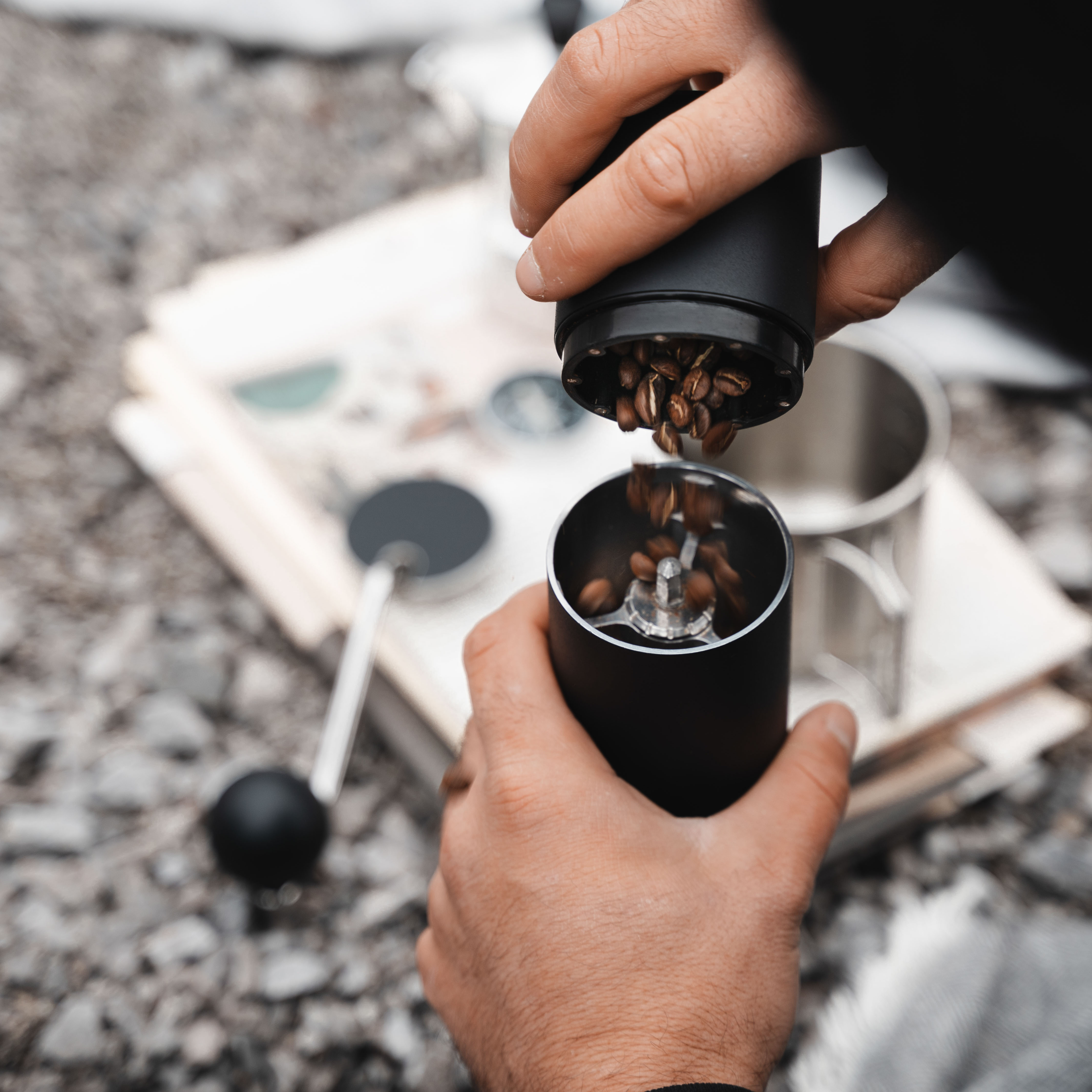 コーヒーミル ARCO　専用トラベルケース付き