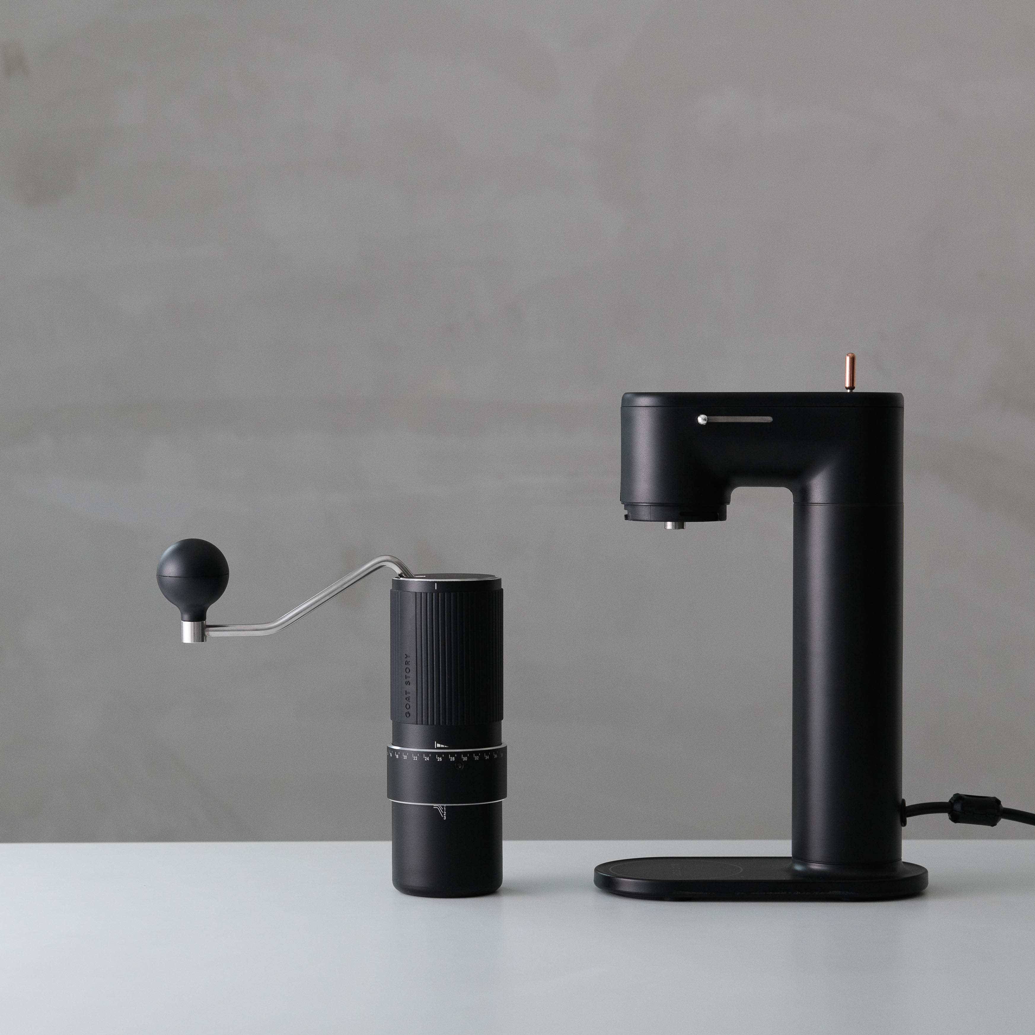 コーヒーミル ARCO　専用トラベルケース付き