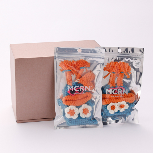 毛糸のキーケース&エアポッズケース＜バカンス＞