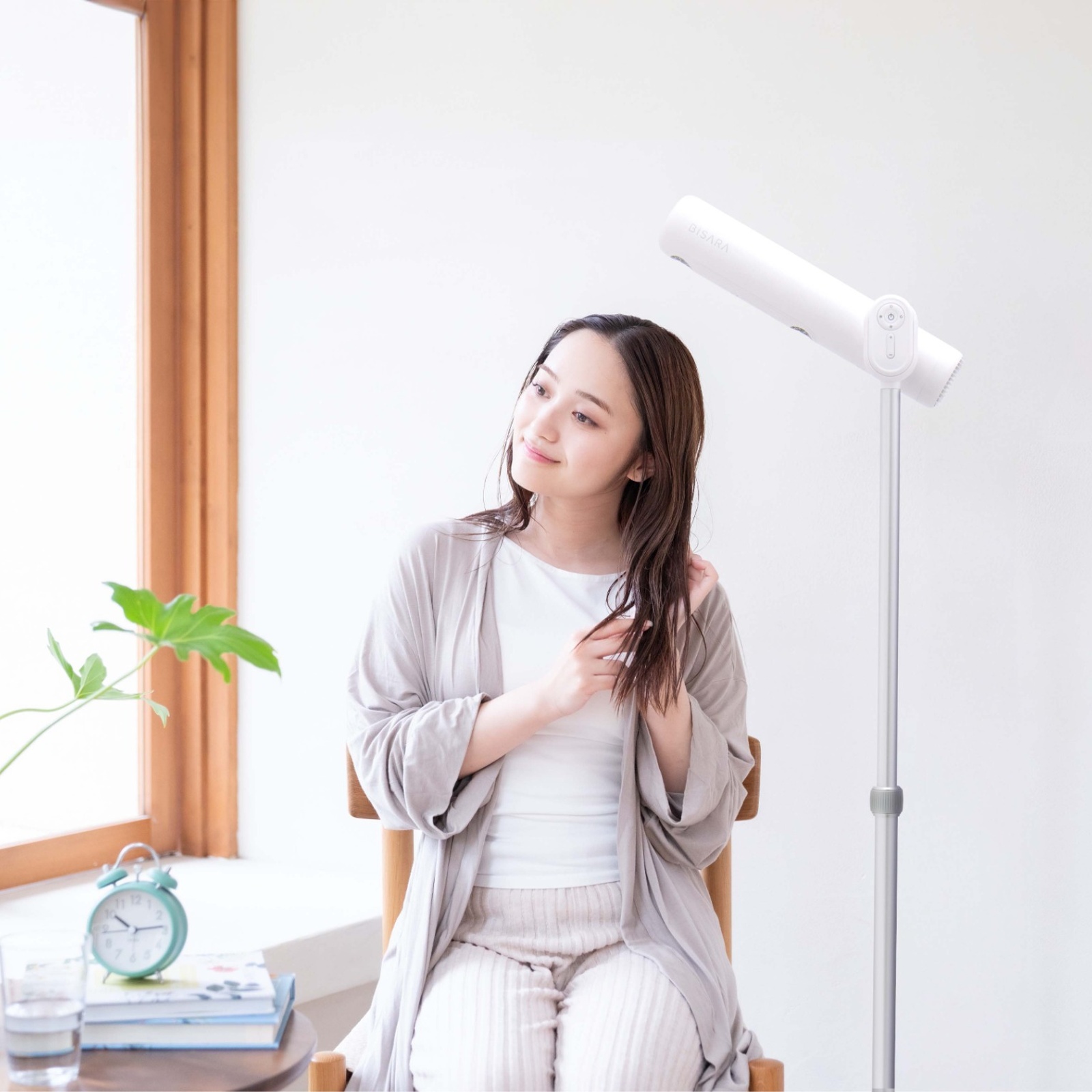 BISARA Light ハンズフリースタンドドライヤー | BISARA（ビサラ）の