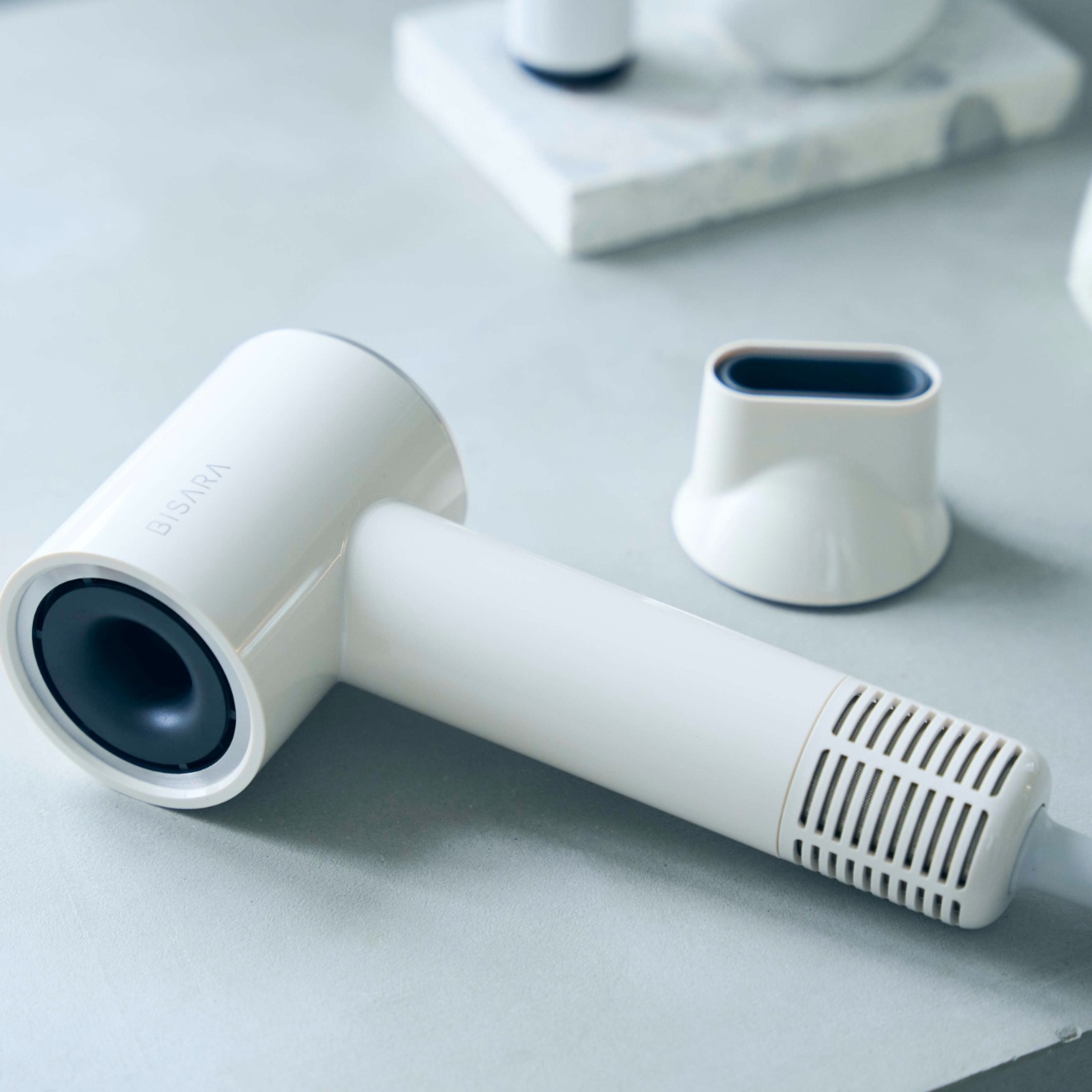 BISARAmini BLDCイオン小型ドライヤー 