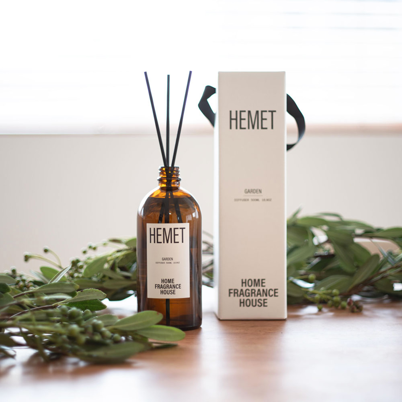 【eギフトでお友達が香りを選べる】HEMET(ヘメット)　ルームディフューザー