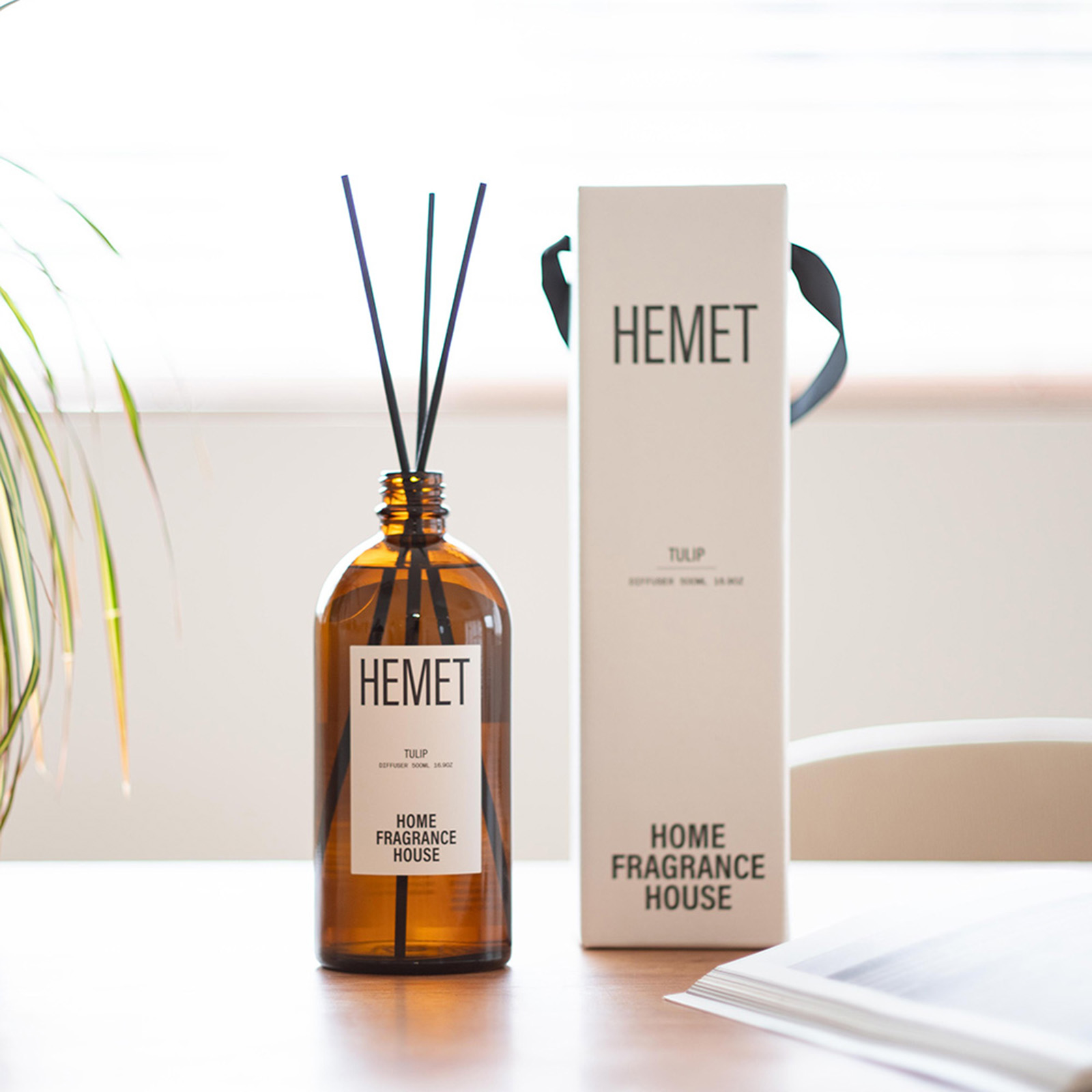 【eギフトでお友達が香りを選べる】HEMET(ヘメット)　ルームディフューザー