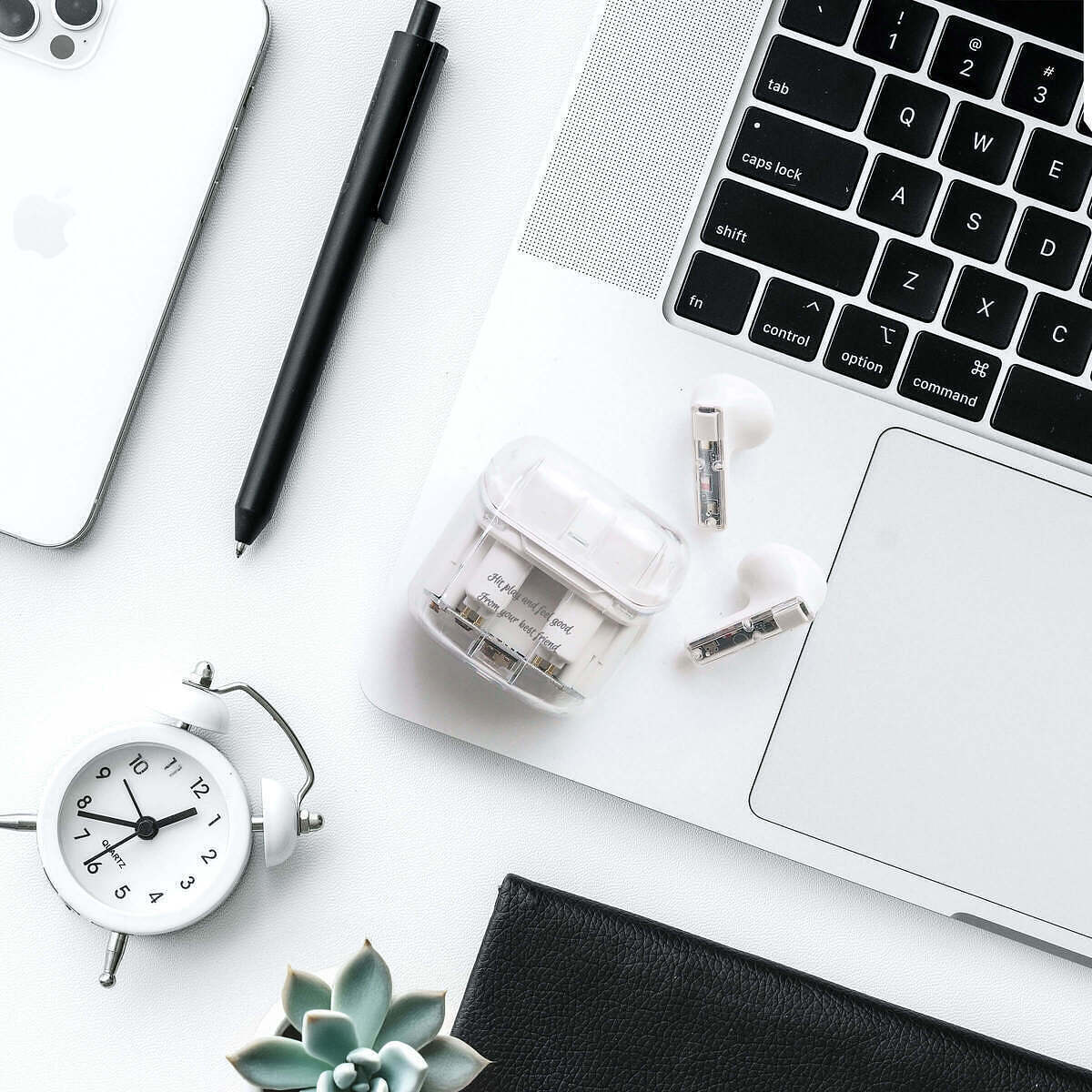 【名入れギフト】ワイヤレスイヤホン スケルトン