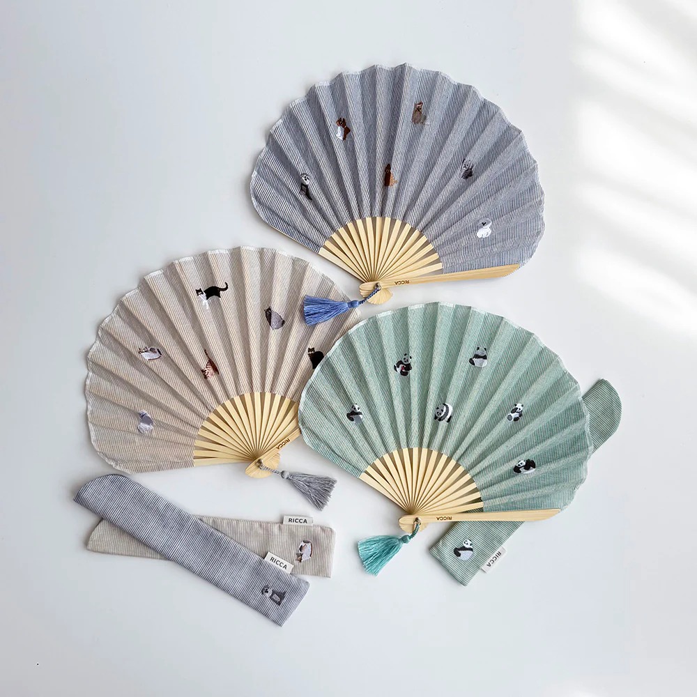 中島千波桜吹雪刺繍セット | Tamagawa Sensu（玉川扇子）のプレゼント
