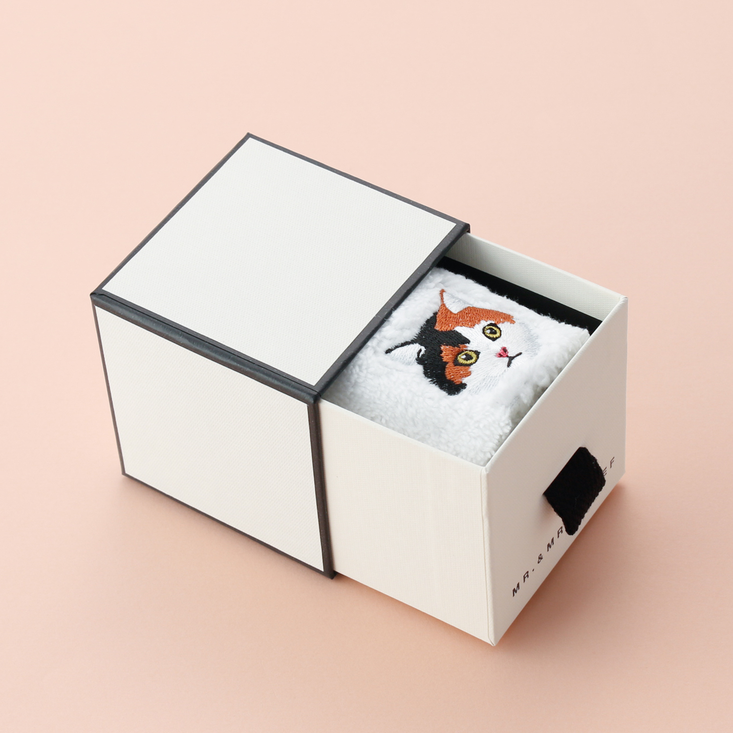 【母の日限定BOX】イヌとネコから選べるタオルハンカチ