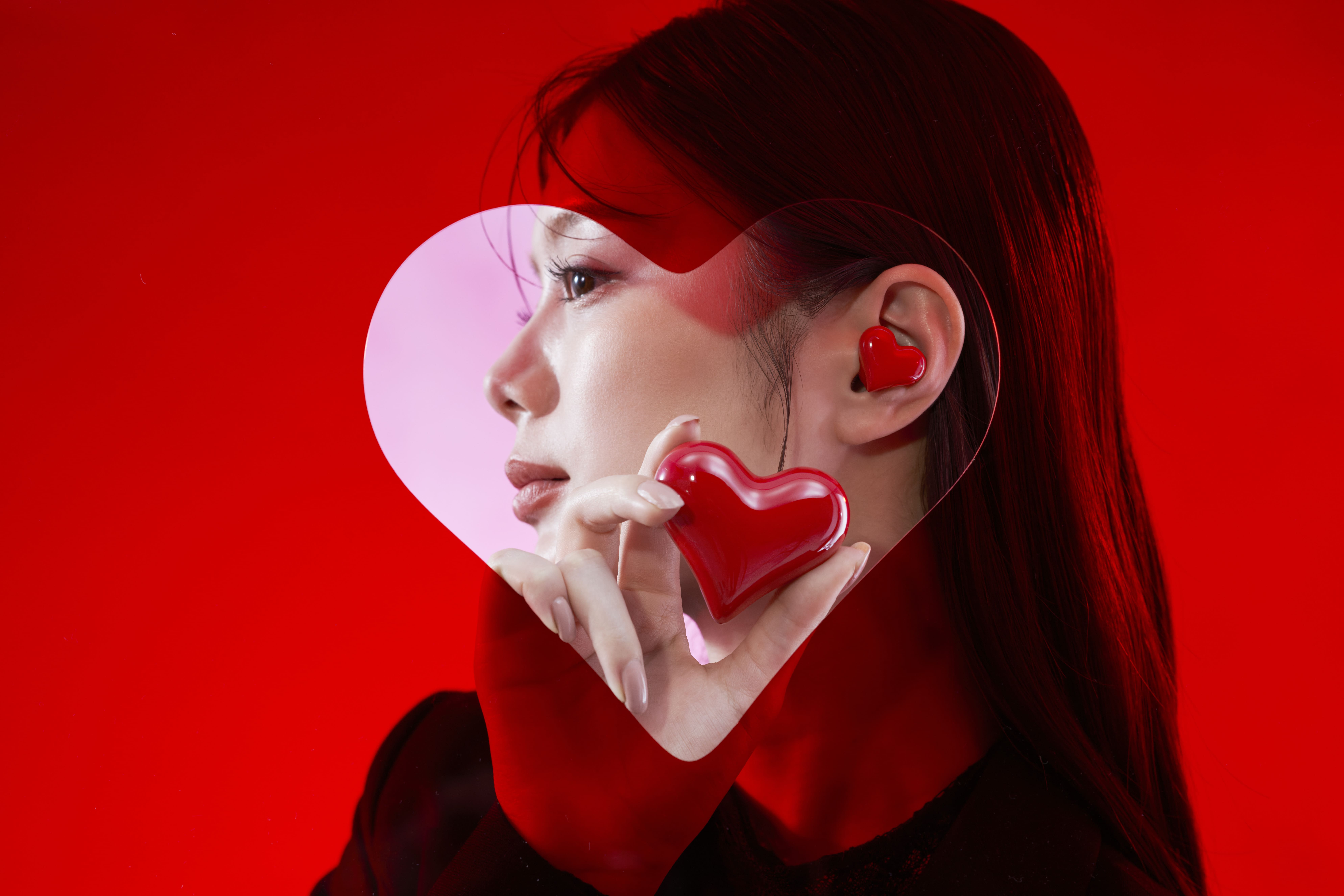 HeartBuds Pro ハート型ワイヤレスイヤホン