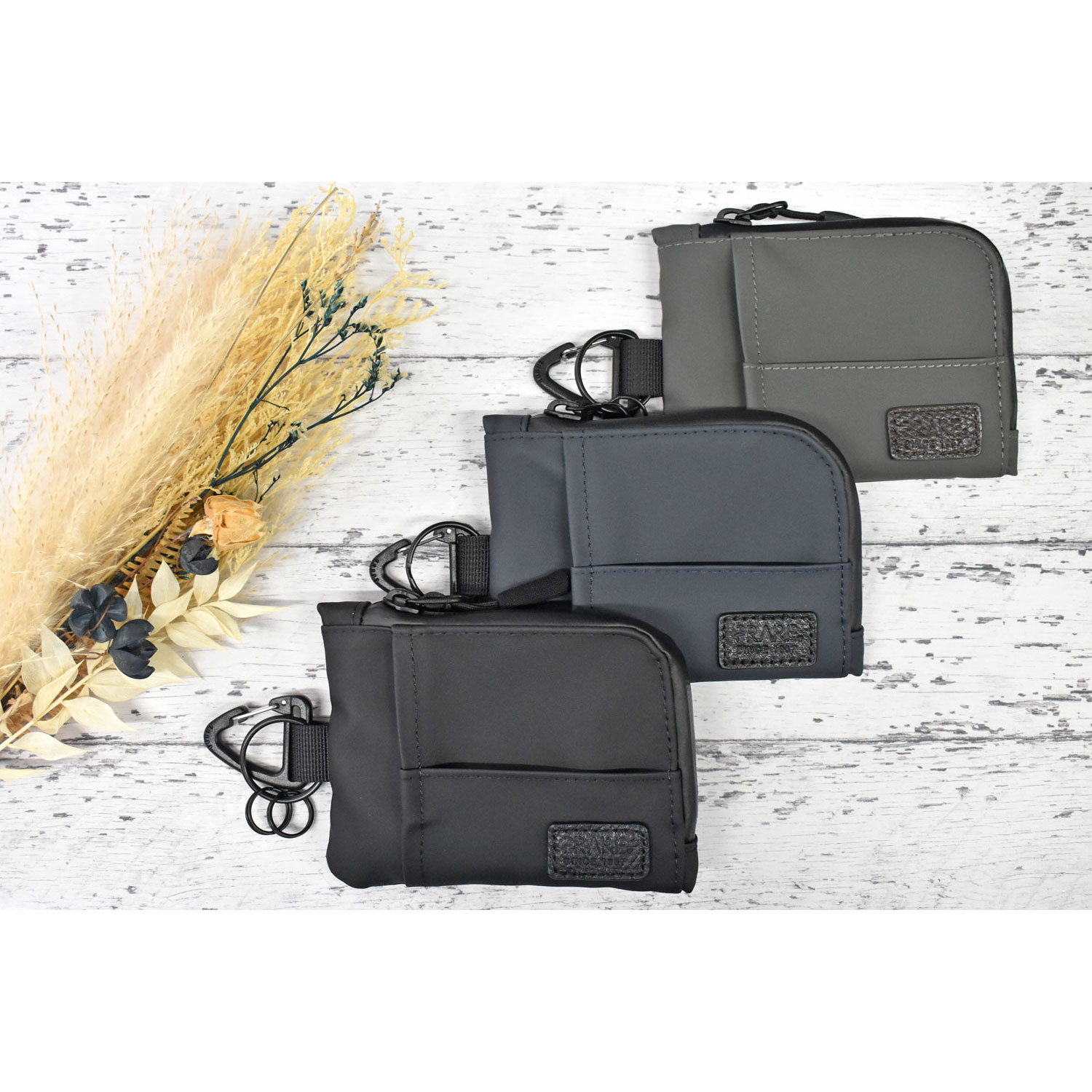 ACTIVEネックストラップ付マルチケース《防水・軽量》