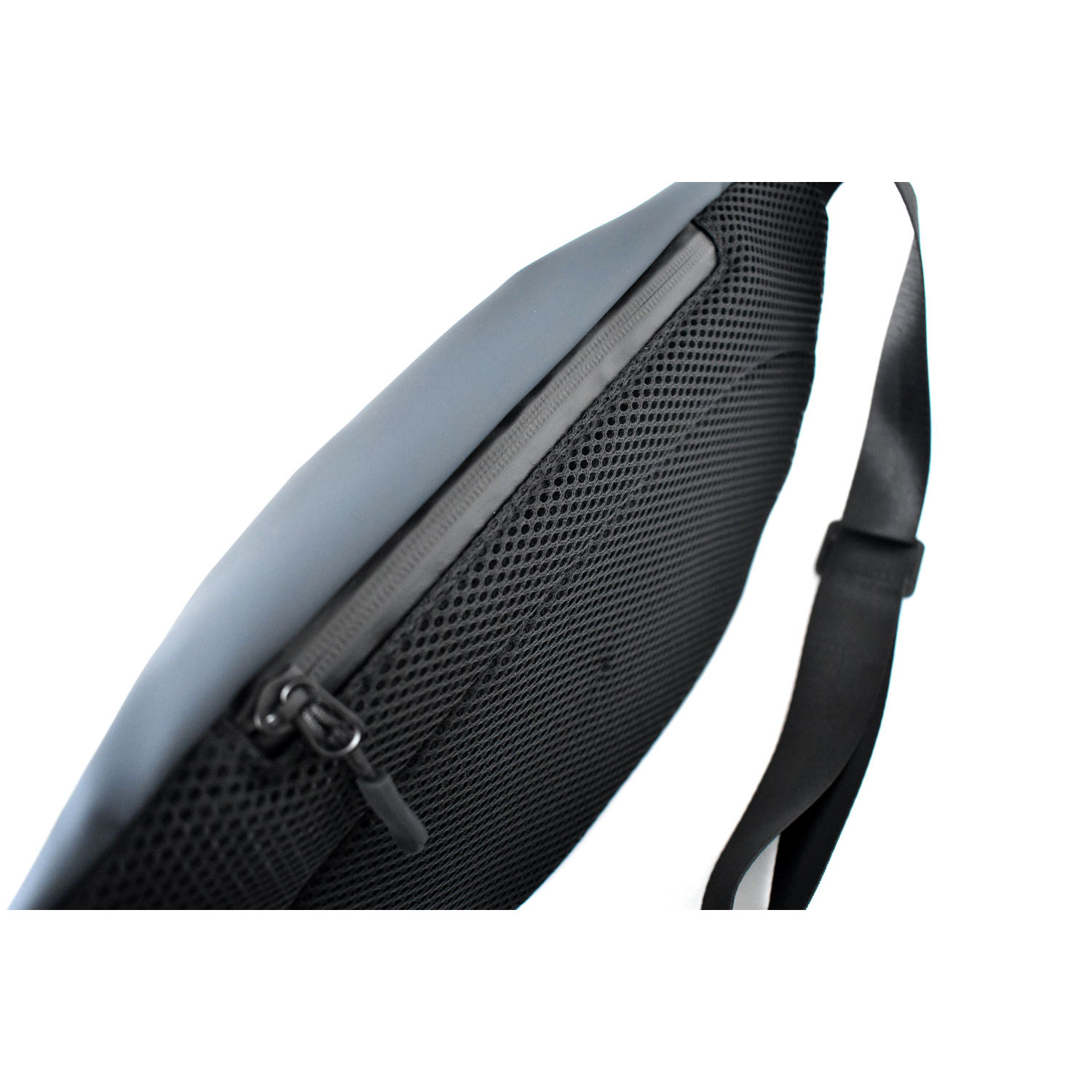 ACTIVE 2WAYボディバッグ《防水・軽量》