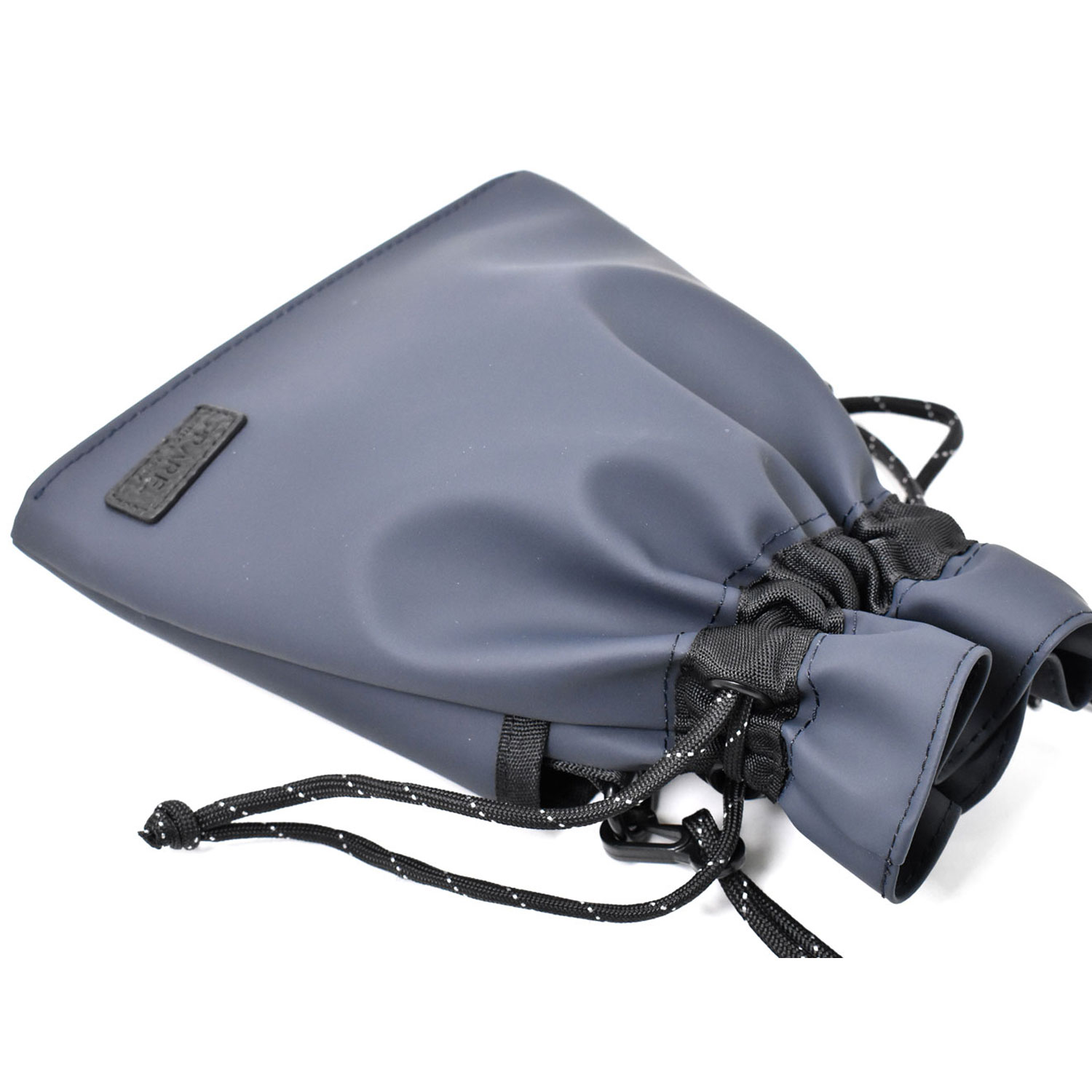 ACTIVE コンパクト巾着ショルダーバッグ《防水・軽量》