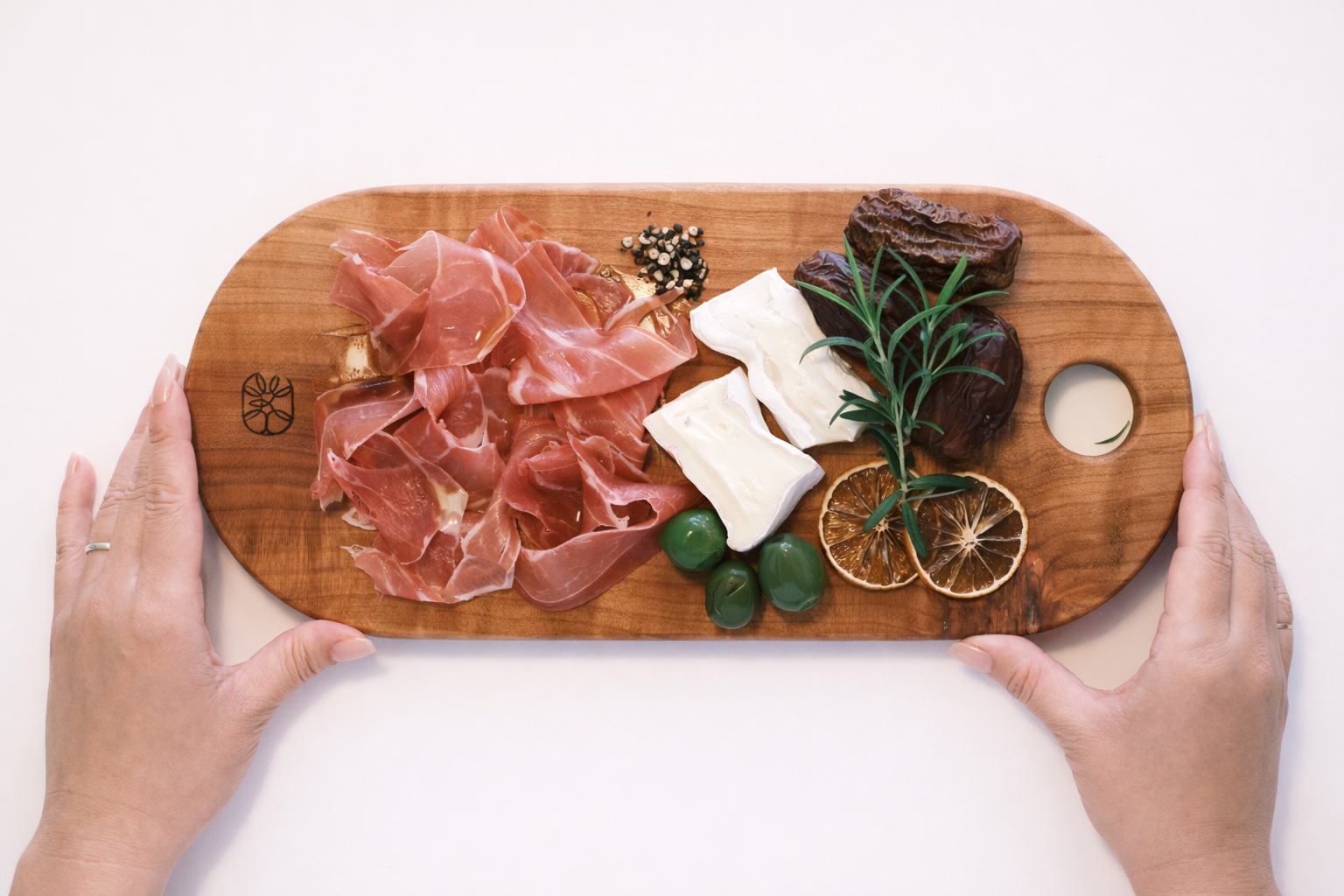 CUTTING BOARD - SMALL