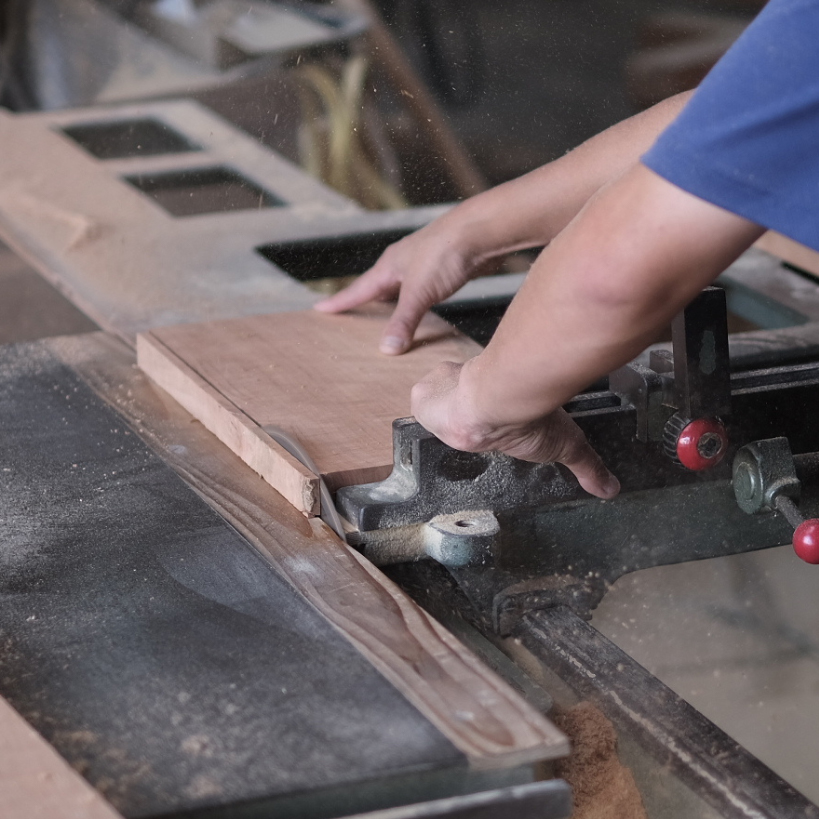 CUTTING BOARD - SMALL