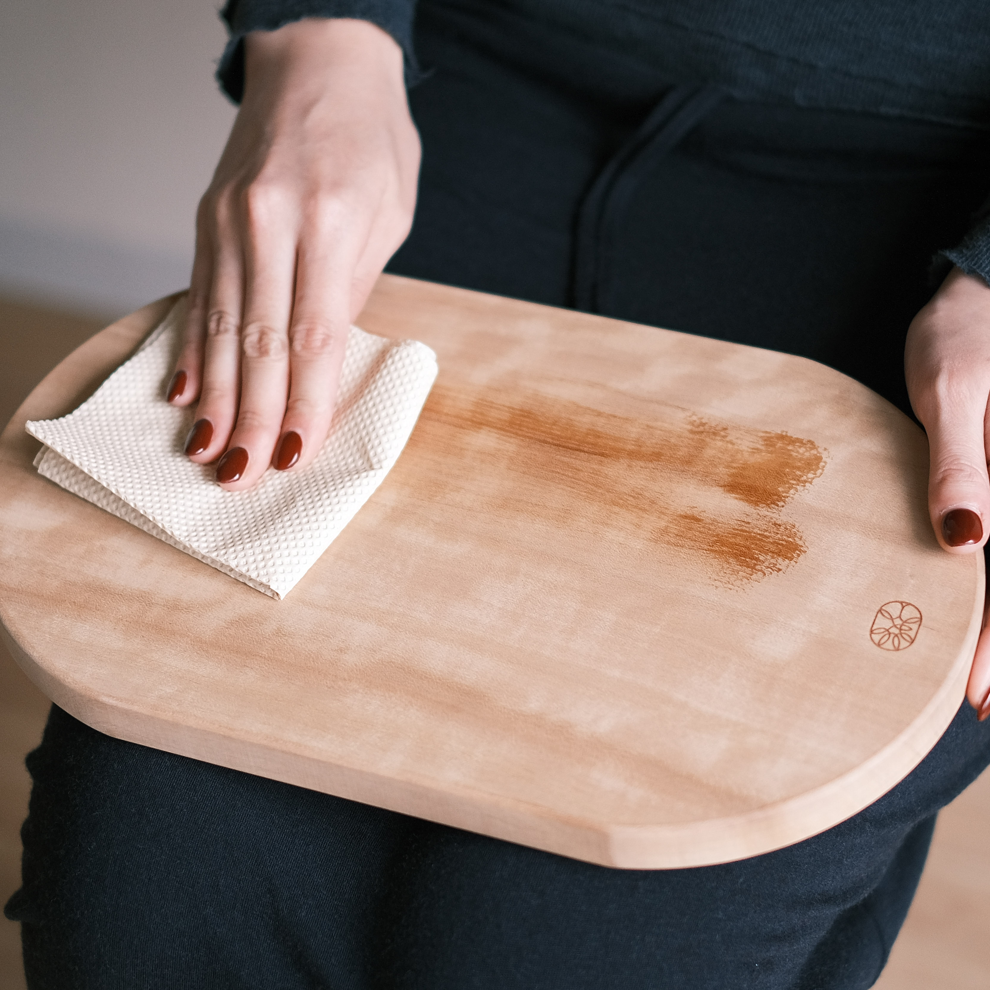 CUTTING BOARD - SMALL