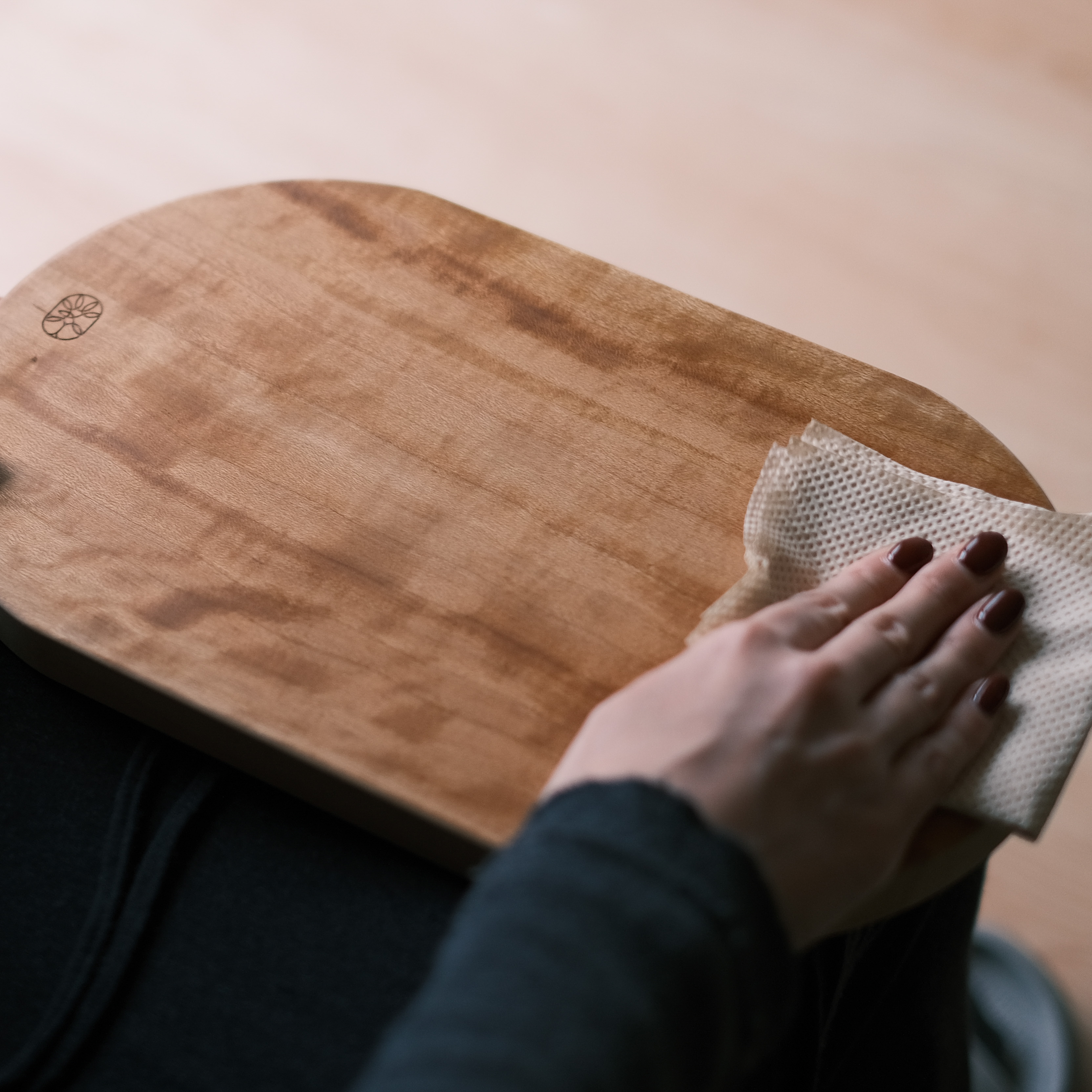 CUTTING BOARD - SMALL