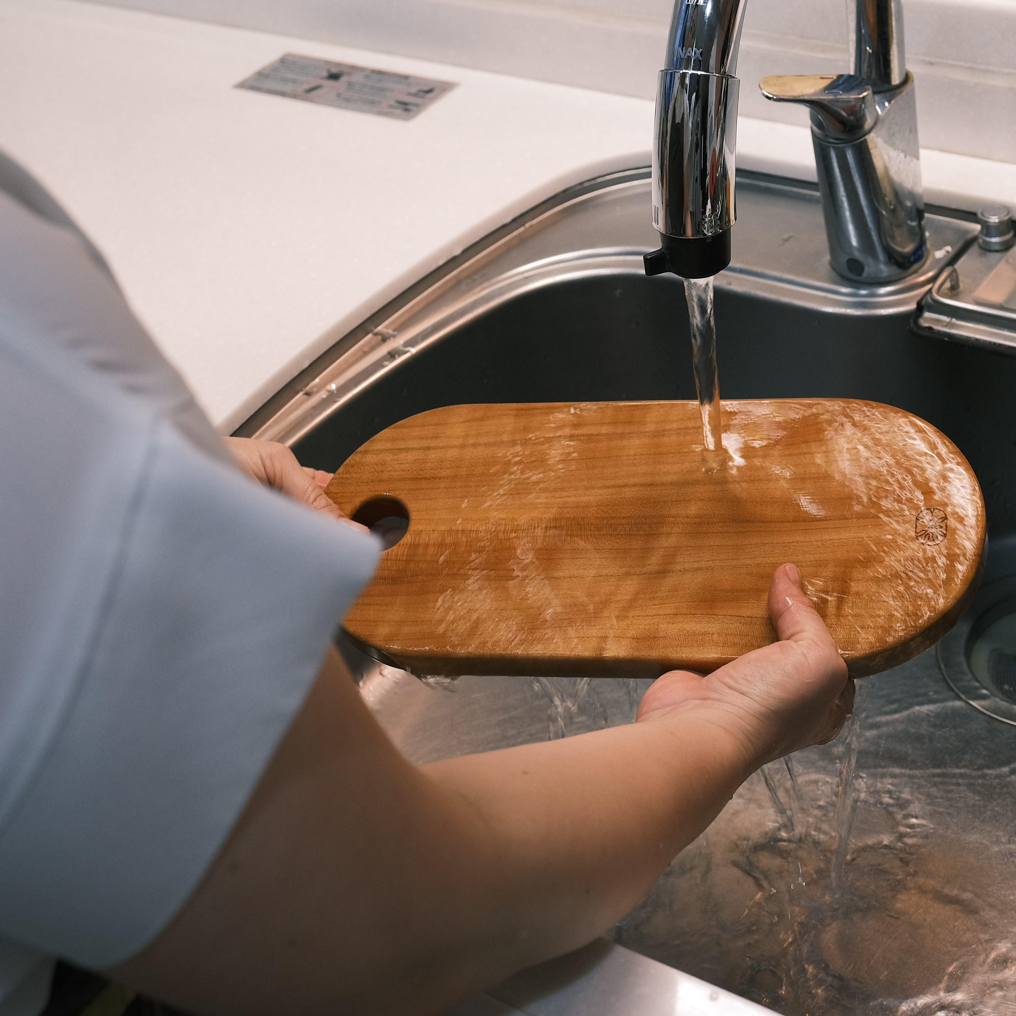 CUTTING BOARD - SMALL