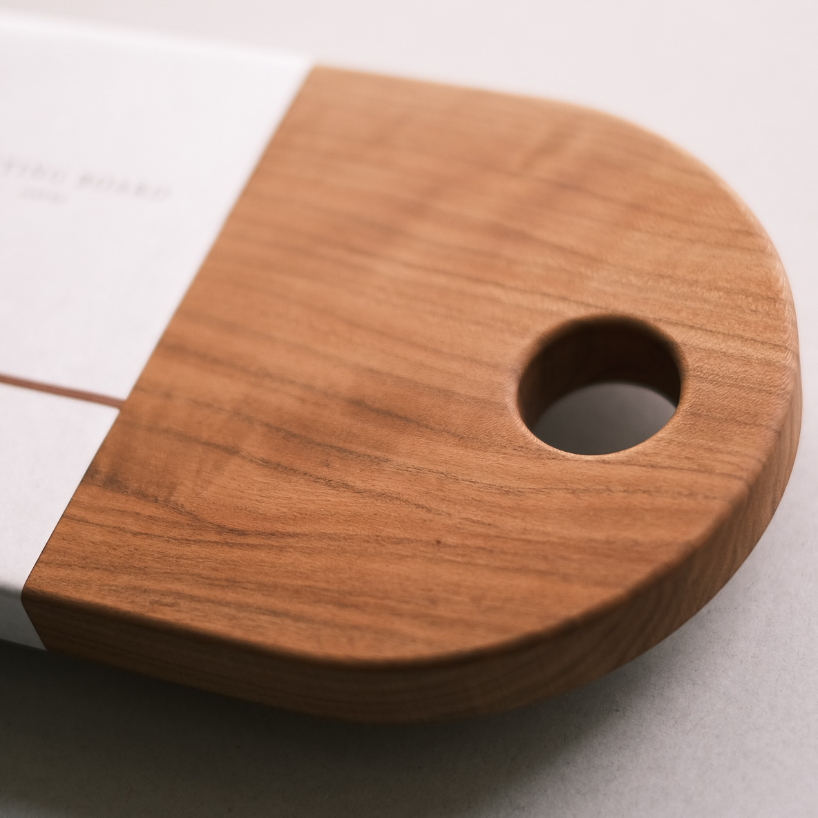CUTTING BOARD - SMALL