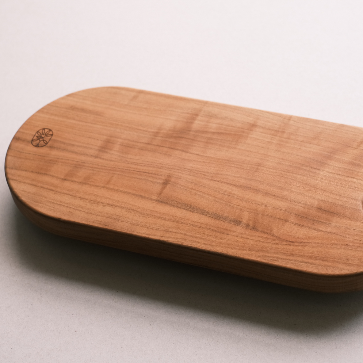CUTTING BOARD - SMALL