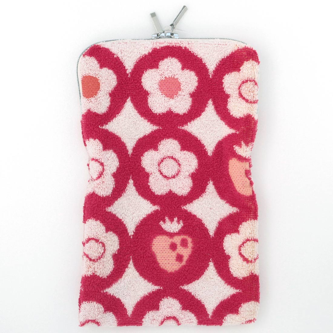 いちごのファスナー付きタオルポーチ