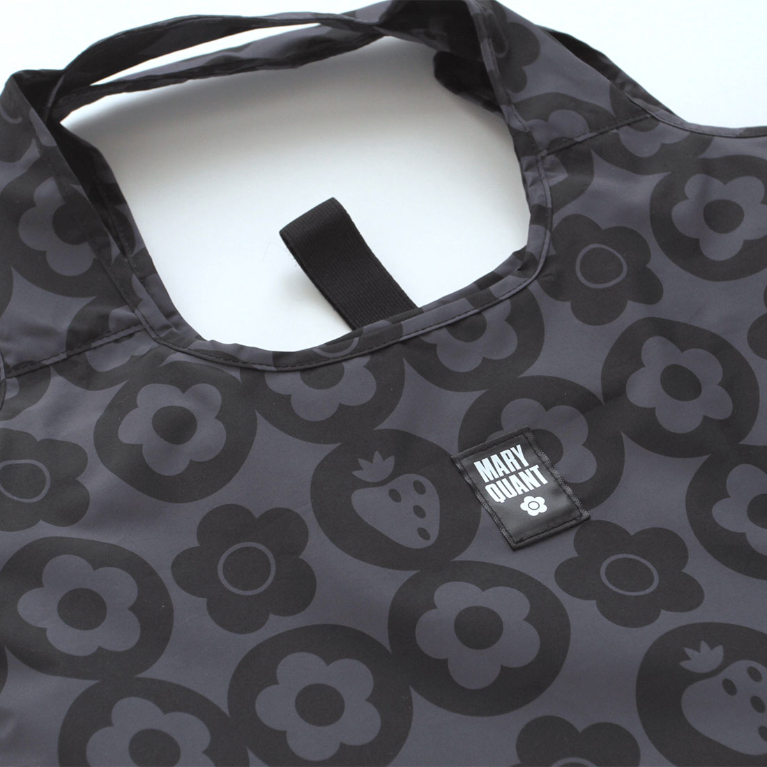 いちごのエコバッグ