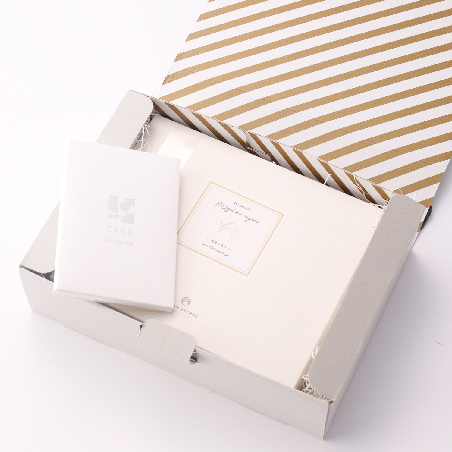 結婚祝いのカタログとお米セット