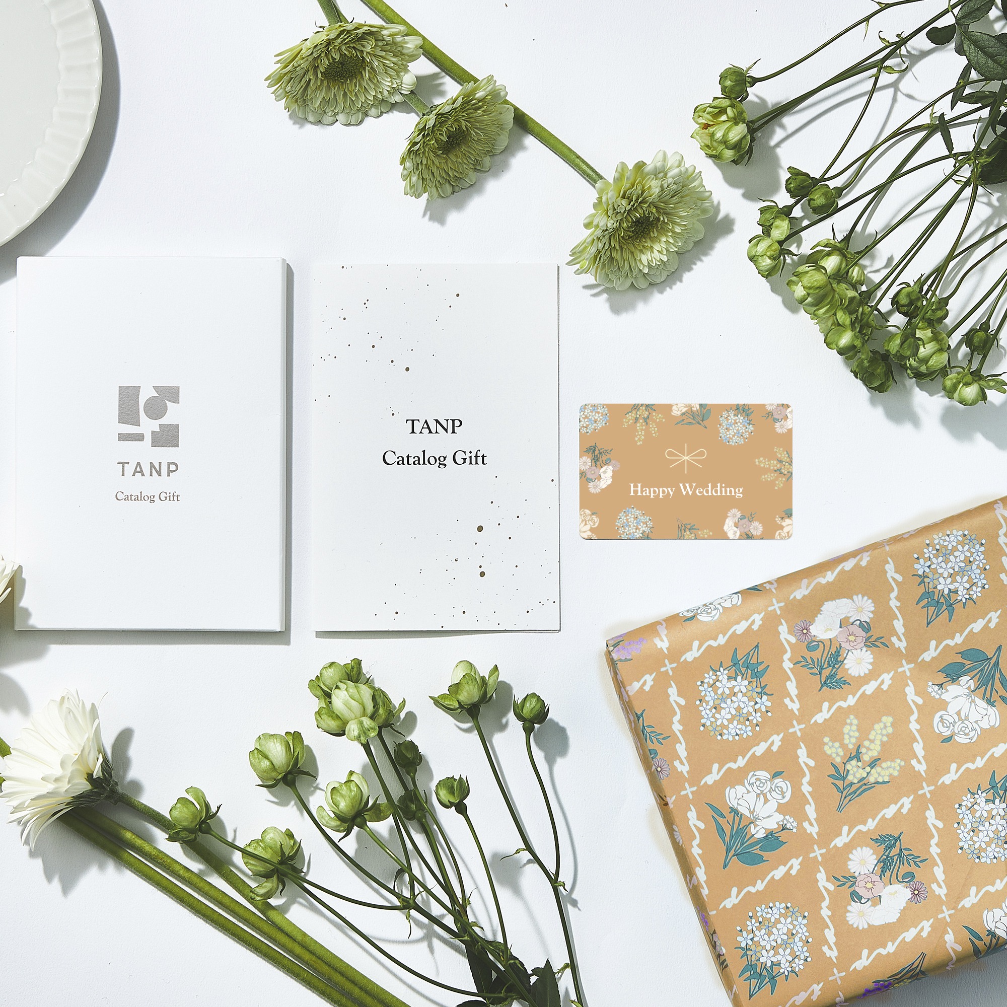 結婚祝いのカタログとお米セット