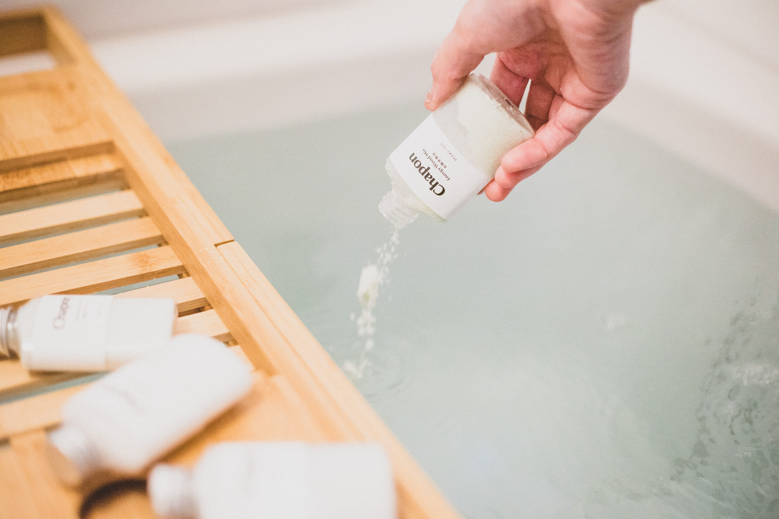 大人気入浴剤とグルメカタログのセット