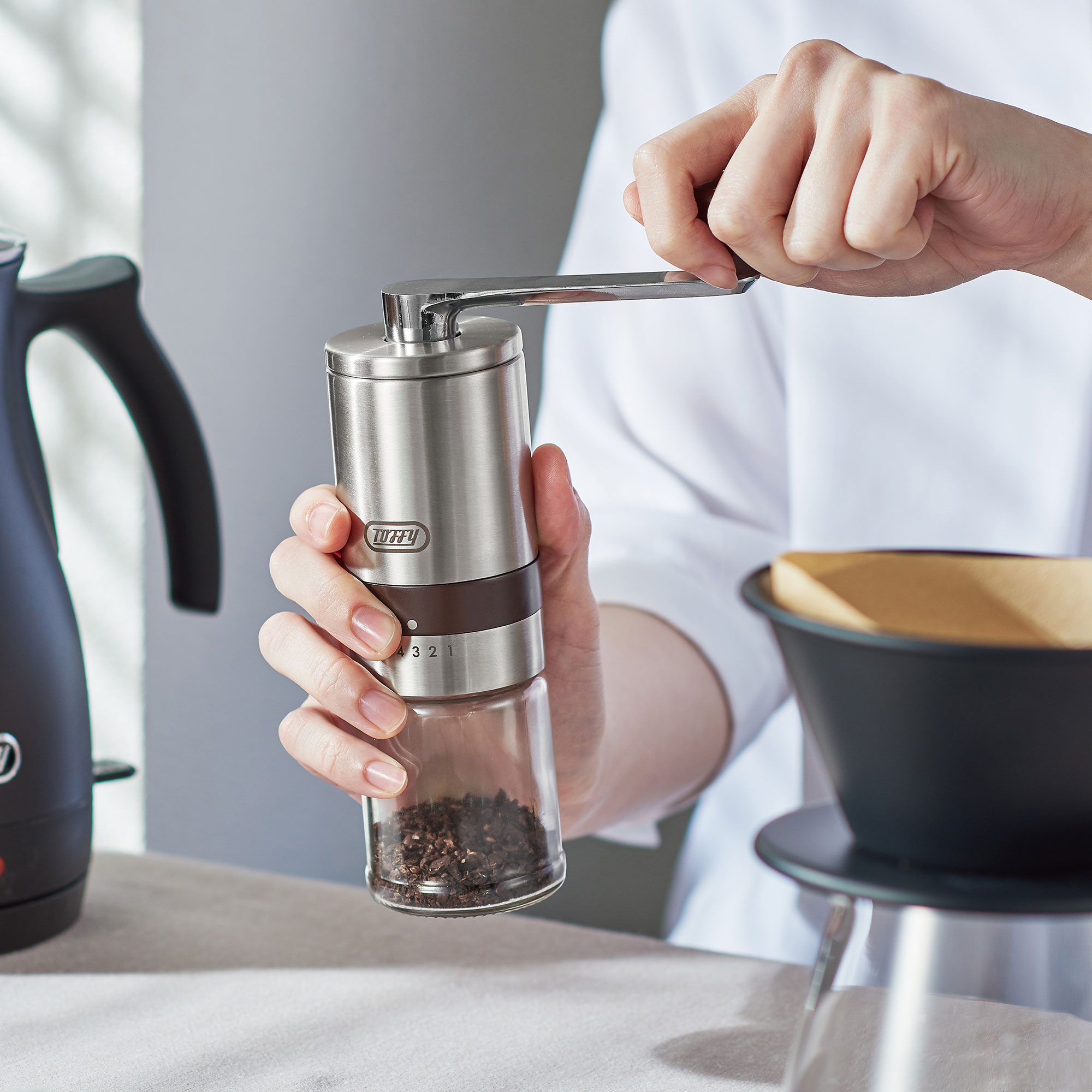 【究極のコーヒー好きへ贈る】軽井沢焙煎所コーヒーとコーヒーミルのセット