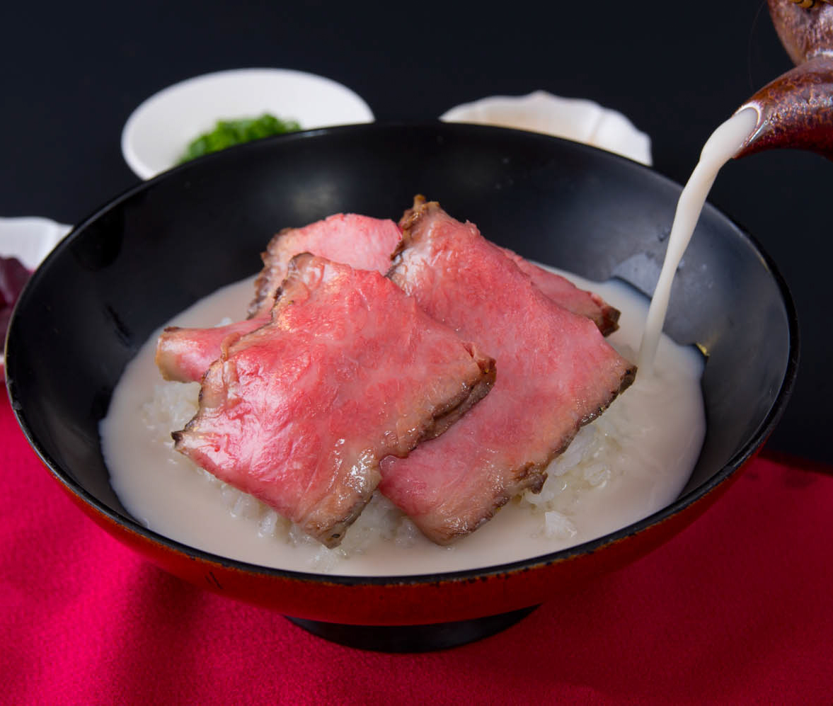 ローストビーフたわら屋　黒毛和牛極撰ローストビーフ（イチボ）300ｇと黒毛和牛特撰ローストビーフ極上茶漬け詰合せ