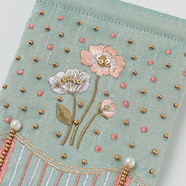 ビーズ刺繍メガネケース