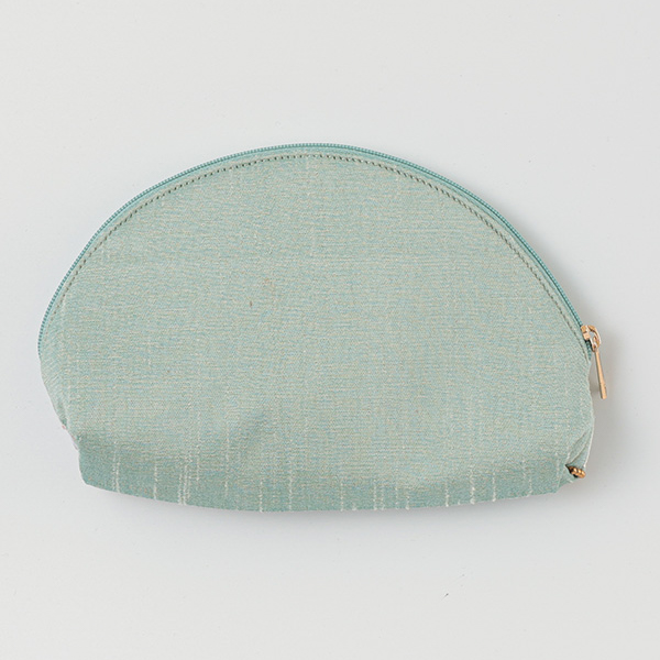 ビーズ刺繍アーチポーチ