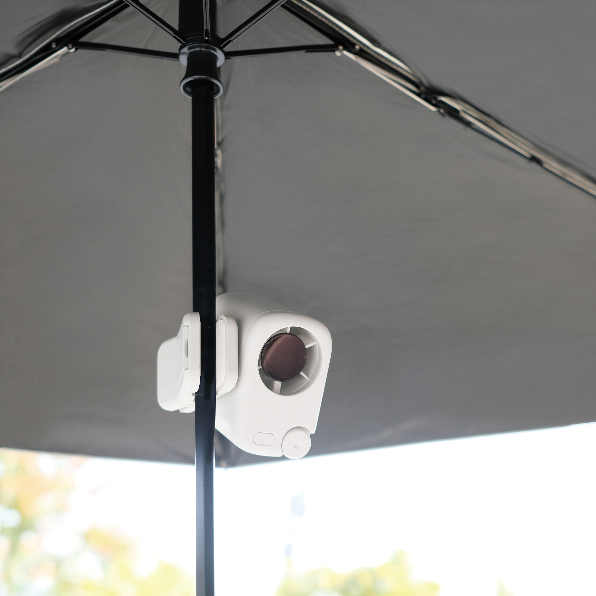 爆風級の小型ハンディファンクリップ＜風量調節可能＞