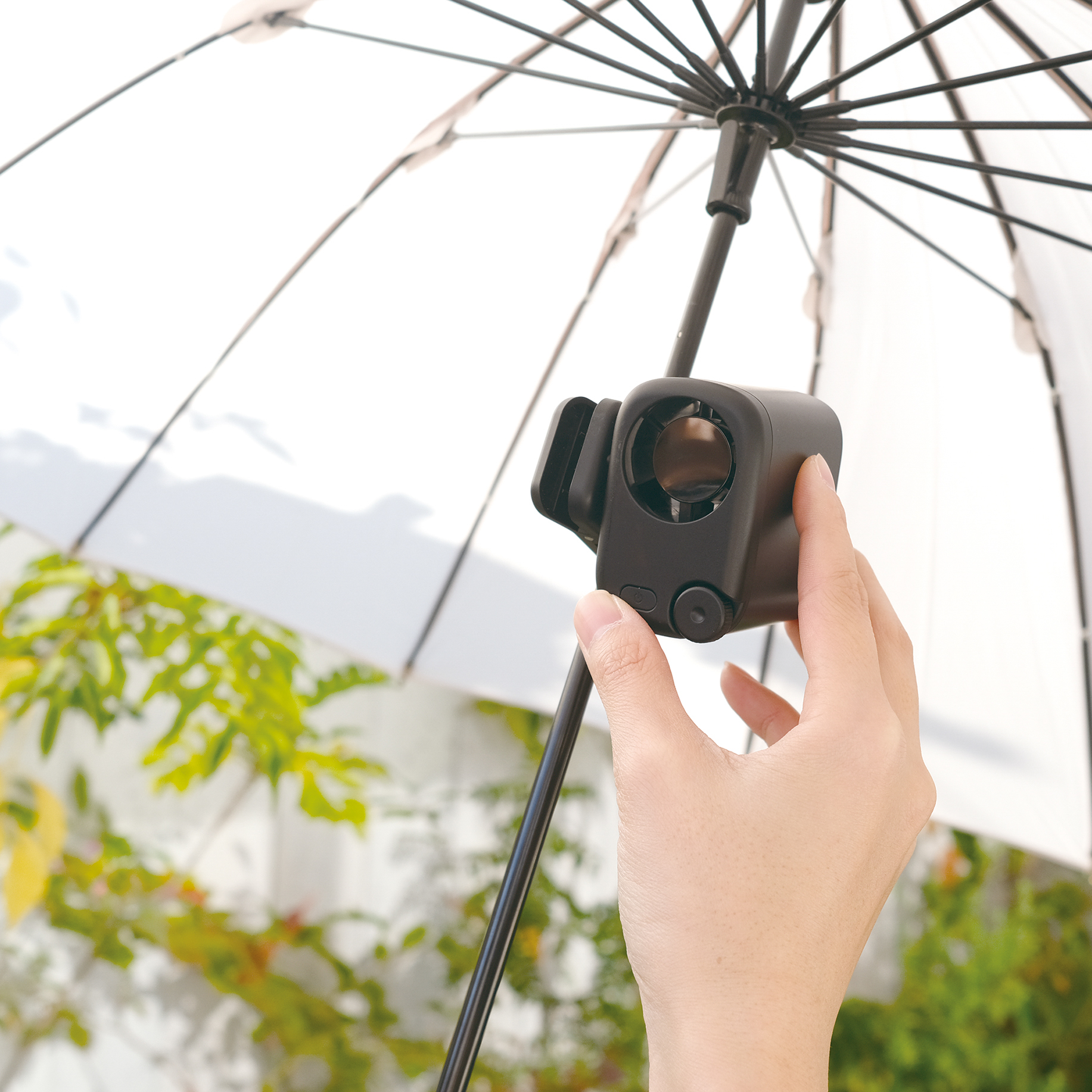 爆風級の小型ハンディファンクリップ＜風量調節可能＞