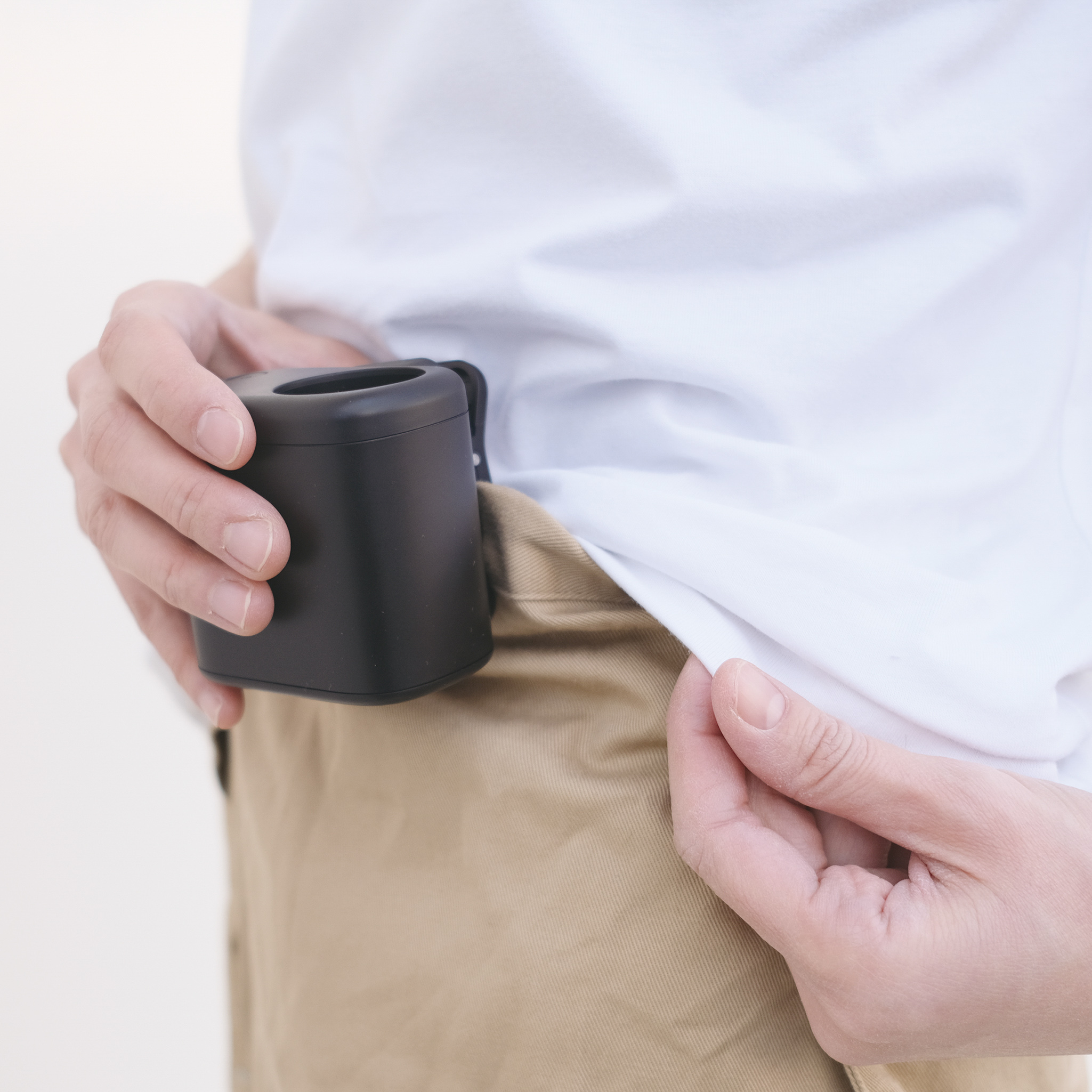 爆風級の小型ハンディファンクリップ＜風量調節可能＞