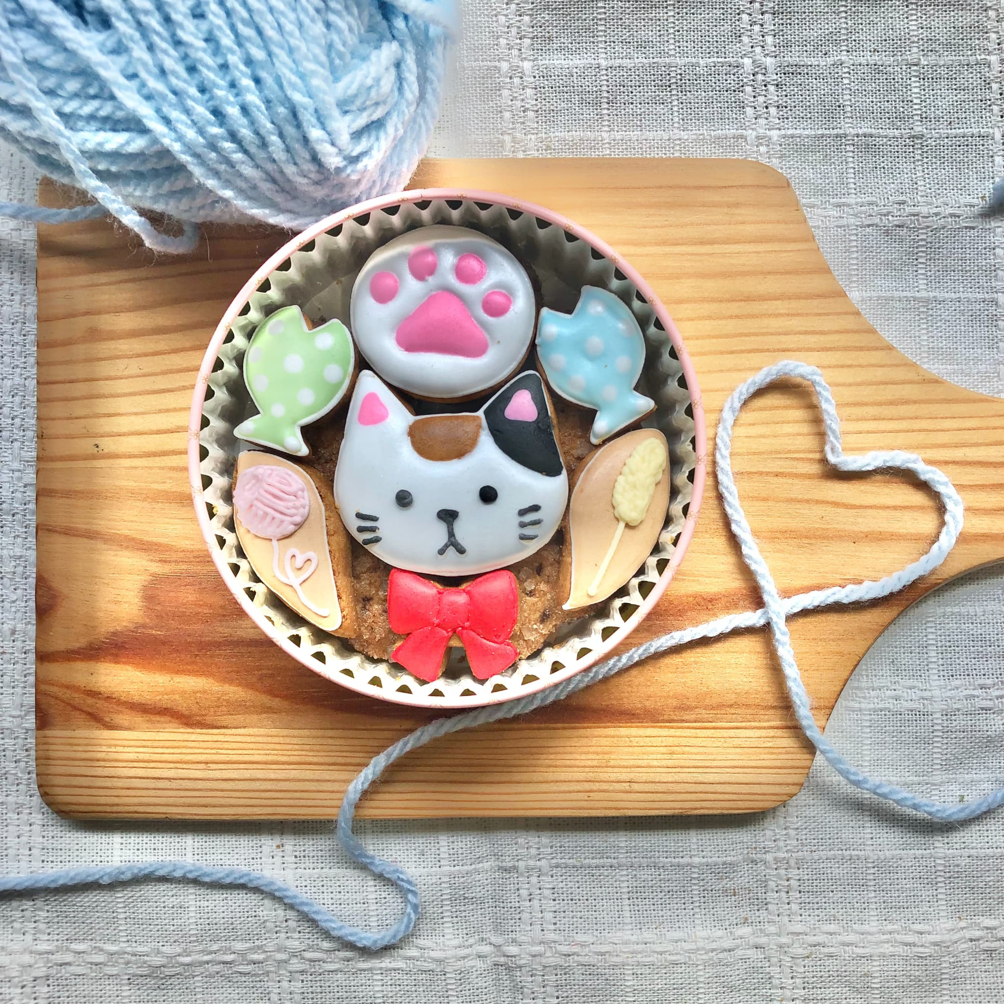 猫ver カラフルで可愛いアイシングクッキー缶