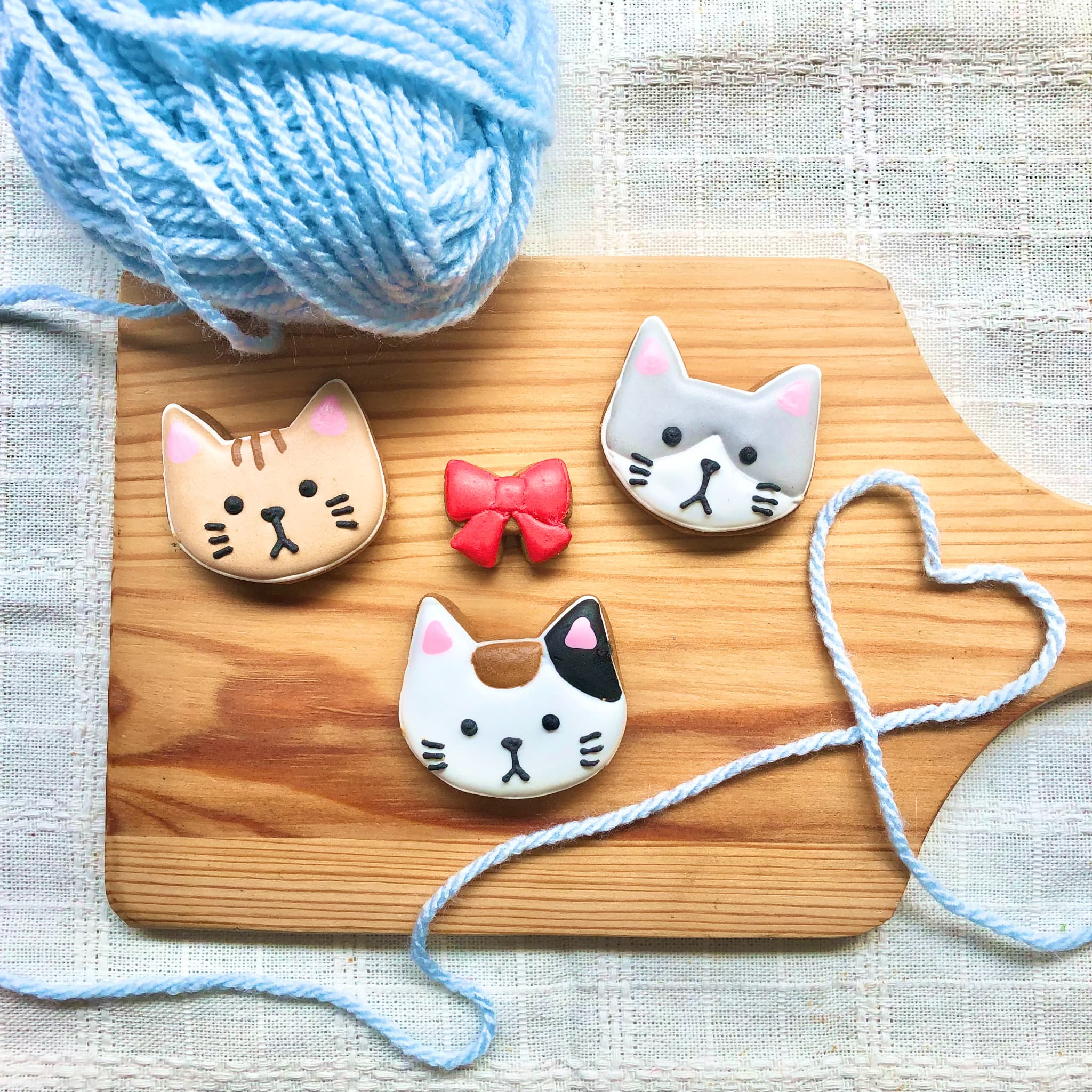 猫ver カラフルで可愛いアイシングクッキー缶