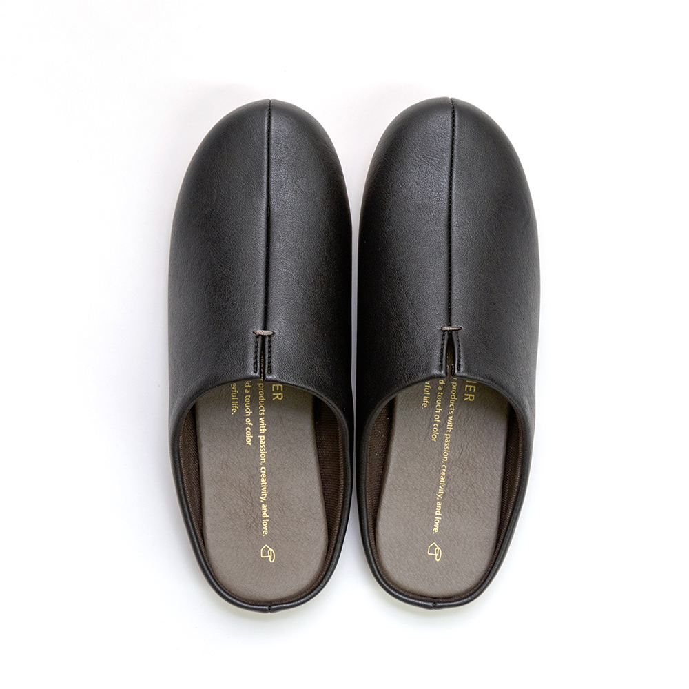 【還暦祝い】ルームシューズと生花アレンジメントのくつろぎセット