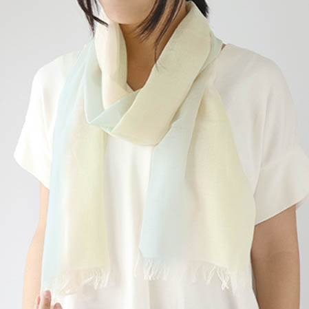 【還暦祝い】シルクストールと生花アレンジメントの華やかセット