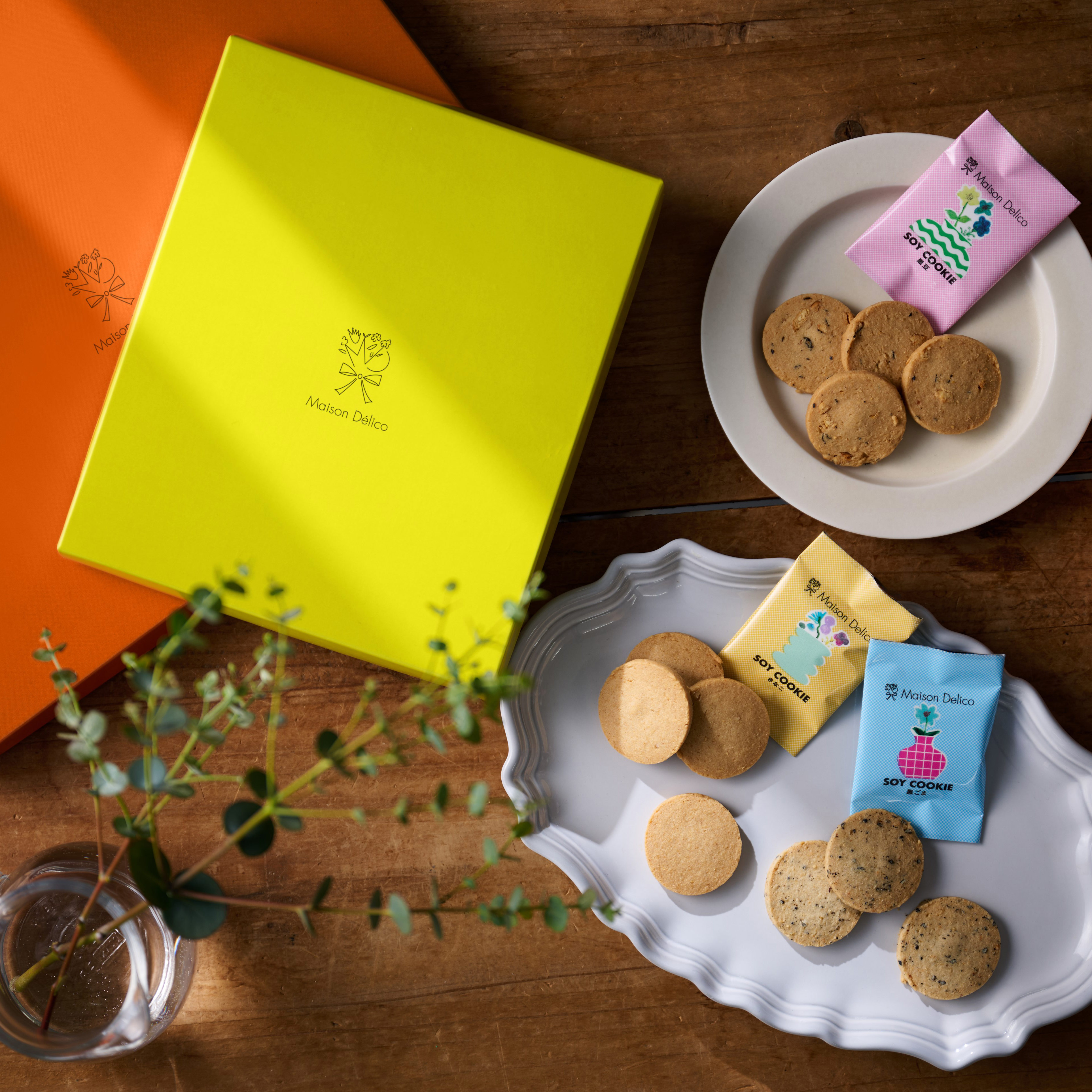 母の日のプレゼントに！カーネーションと体に優しいソイクッキーギフトのセット