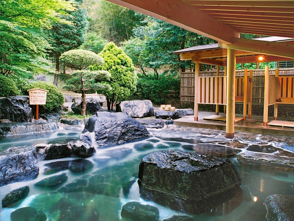 【eギフト】ペア宿泊カタログギフト【全国プレミアム露天風呂が人気の旅館コレクション】 掲載数1,000+施設〜