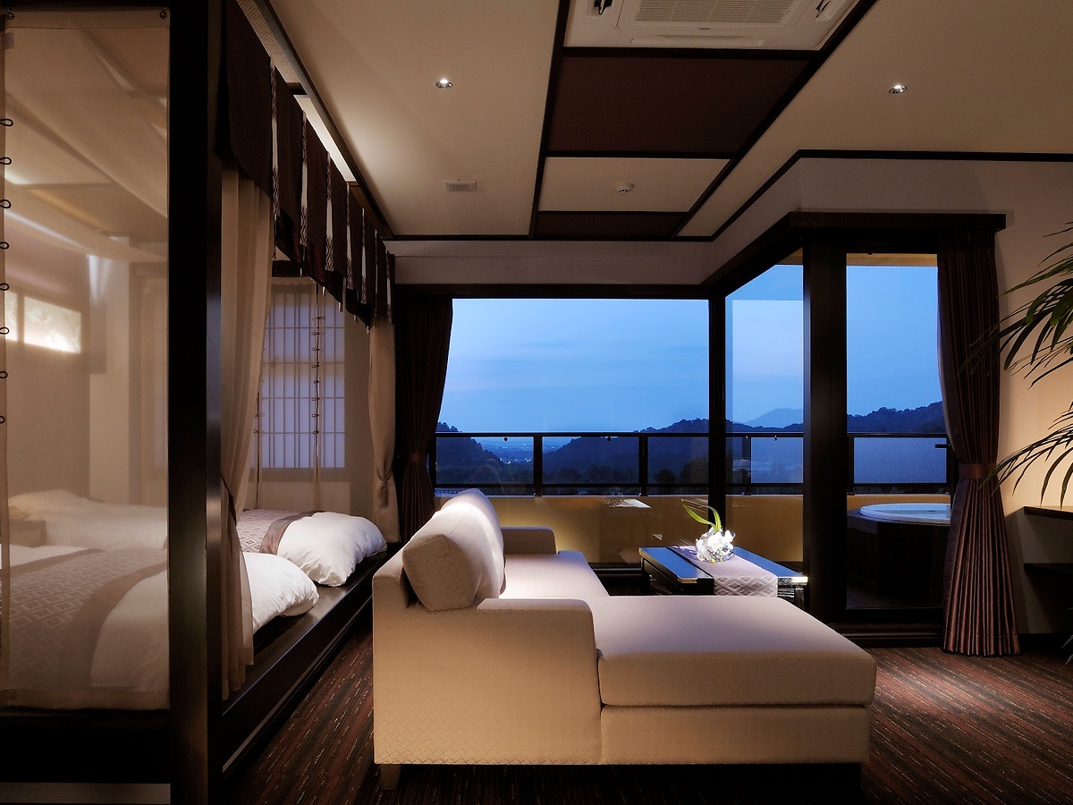 【eギフト】【露天風呂が人気の旅館コレクション】ペア宿泊カタログギフト: 掲載数1,000+施設〜