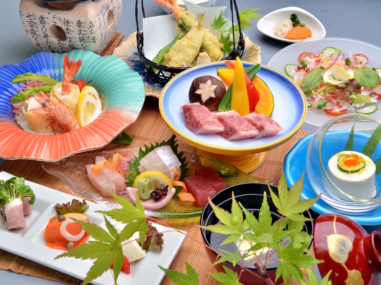 【eギフト】【露天風呂が人気の旅館コレクション】ペア宿泊カタログギフト: 掲載数1,000+施設〜