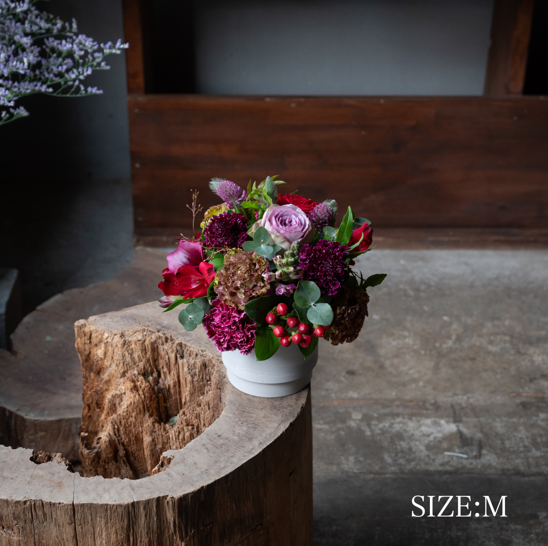 【母の日ギフト2026】Mother's Day Arrangement -CHIC-