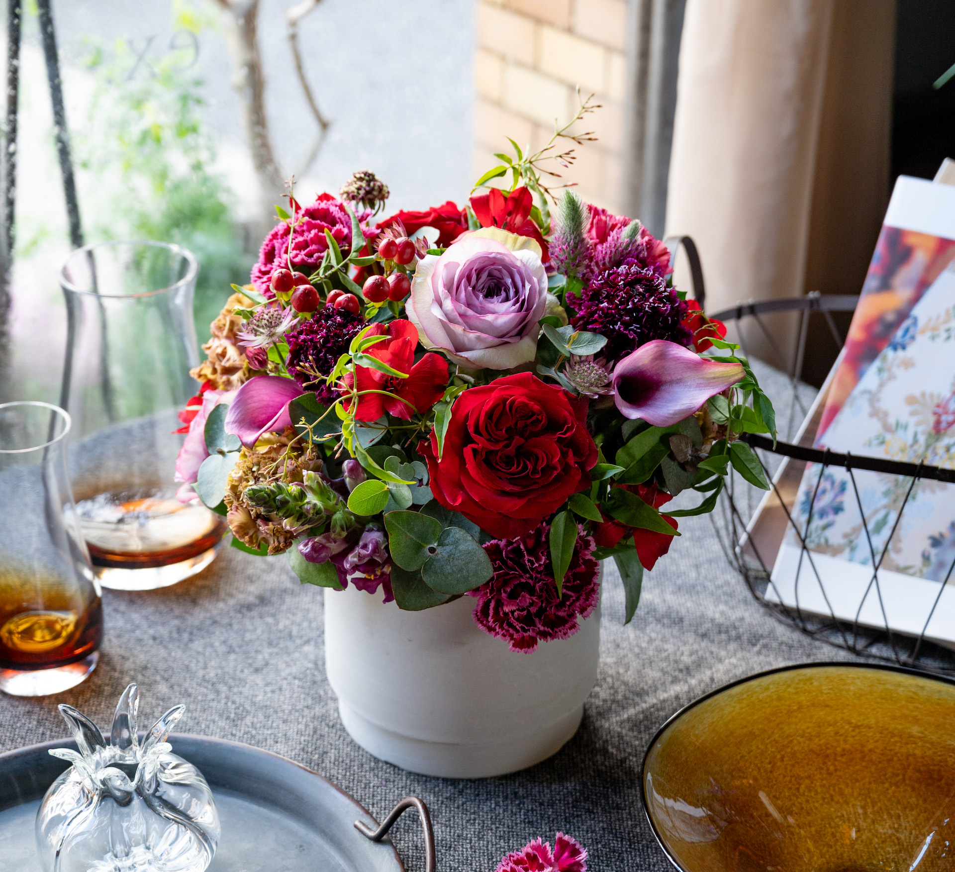 【母の日ギフト2026】Mother's Day Arrangement -CHIC-